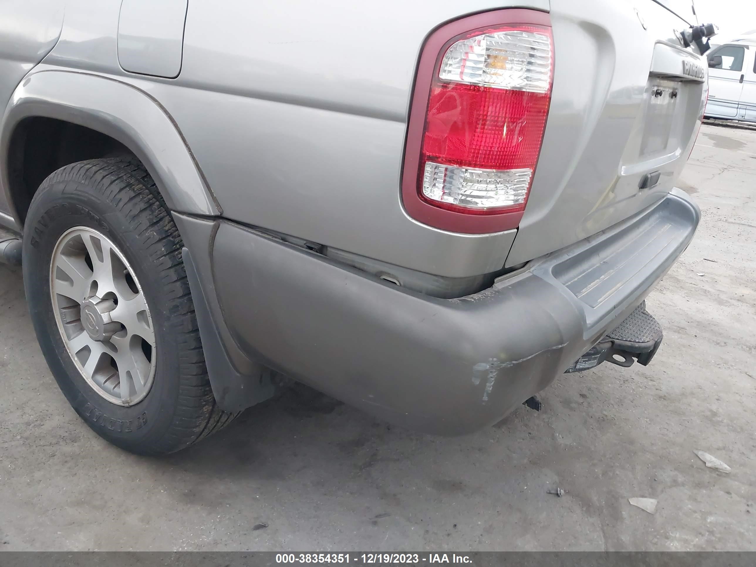 Photo 5 VIN: JN8AR07S7XW368169 - NISSAN PATHFINDER 