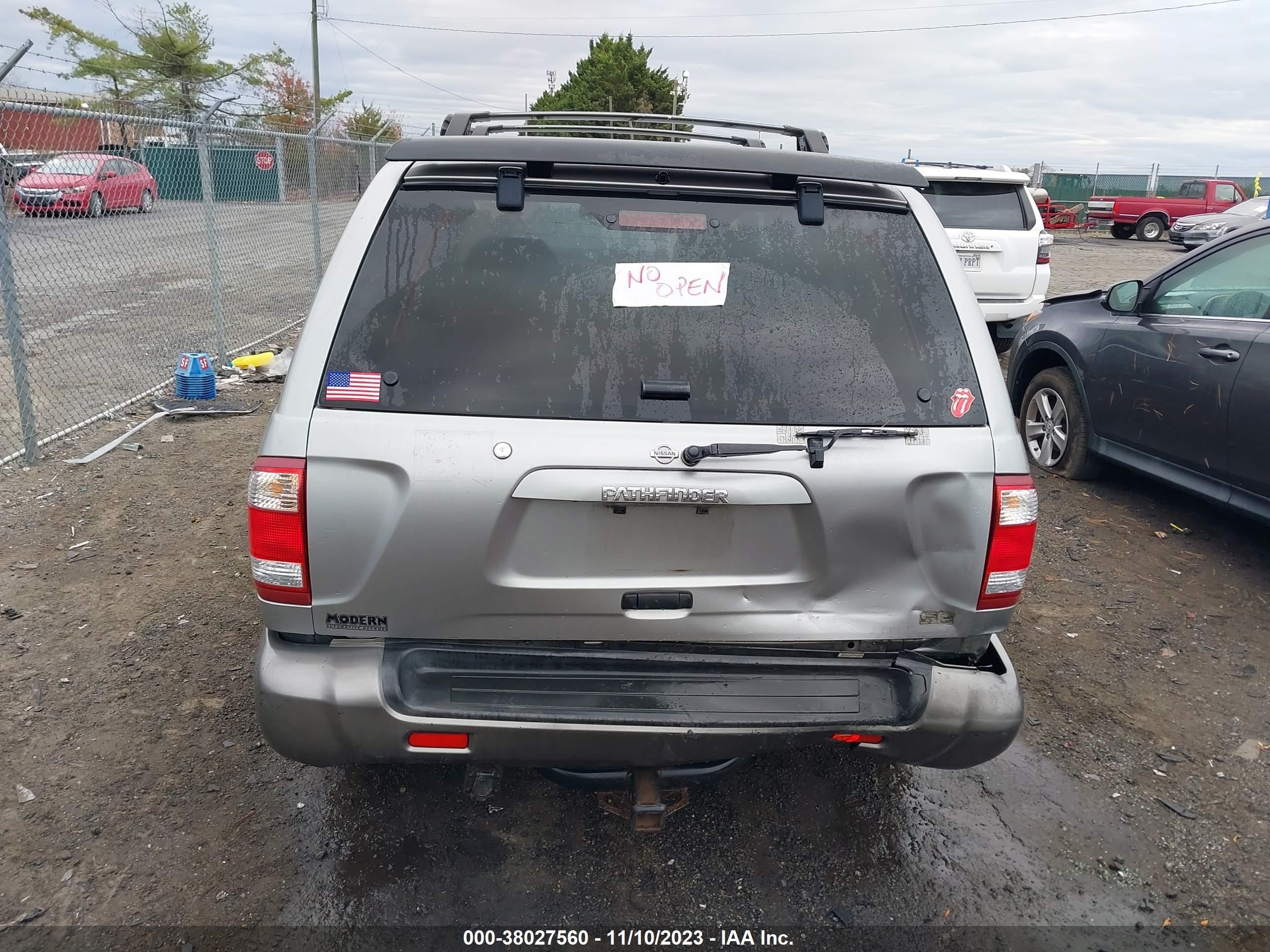 Photo 15 VIN: JN8AR07SXYW444453 - NISSAN PATHFINDER 