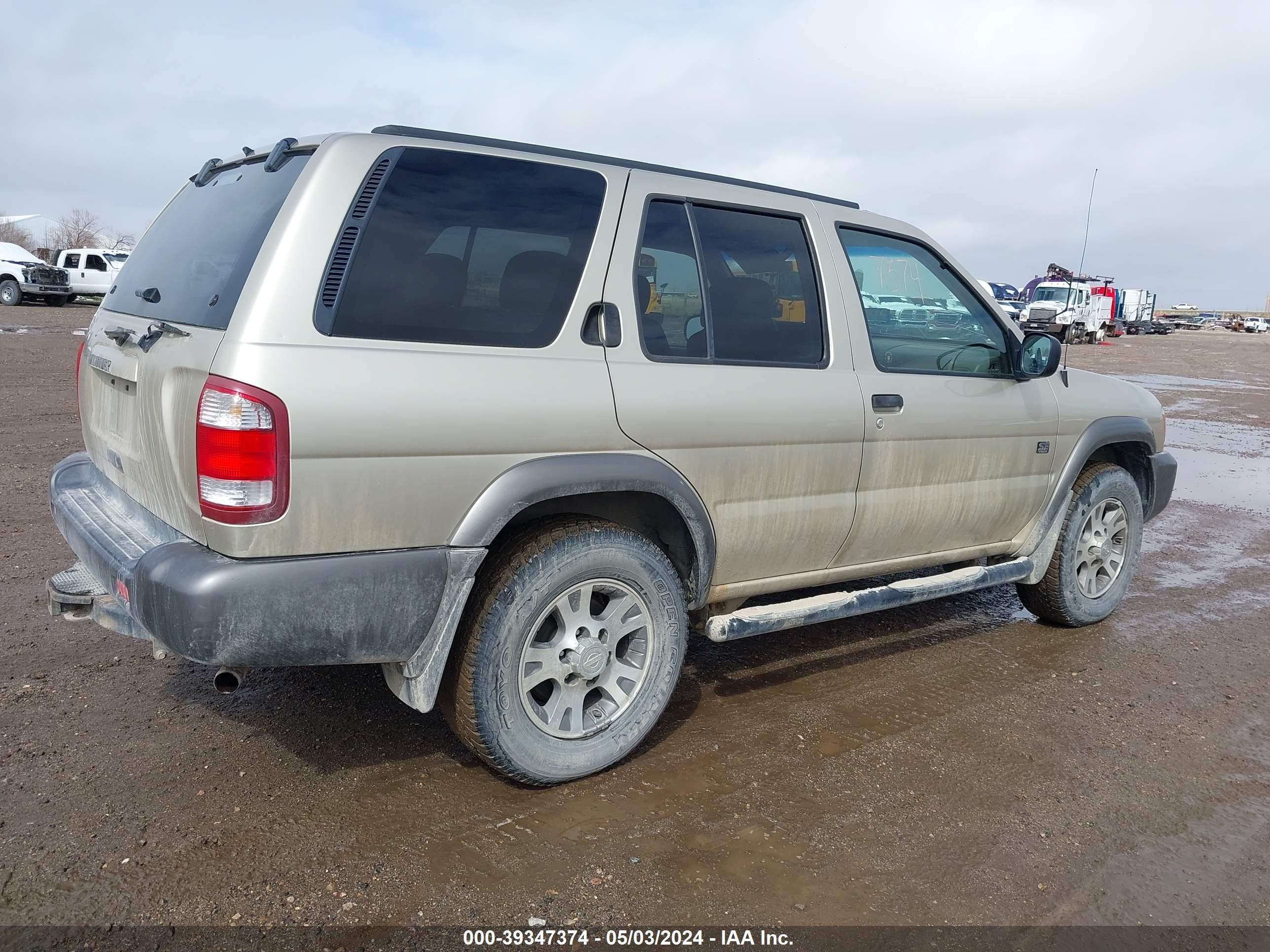 Photo 3 VIN: JN8AR07Y0XW382791 - NISSAN PATHFINDER 