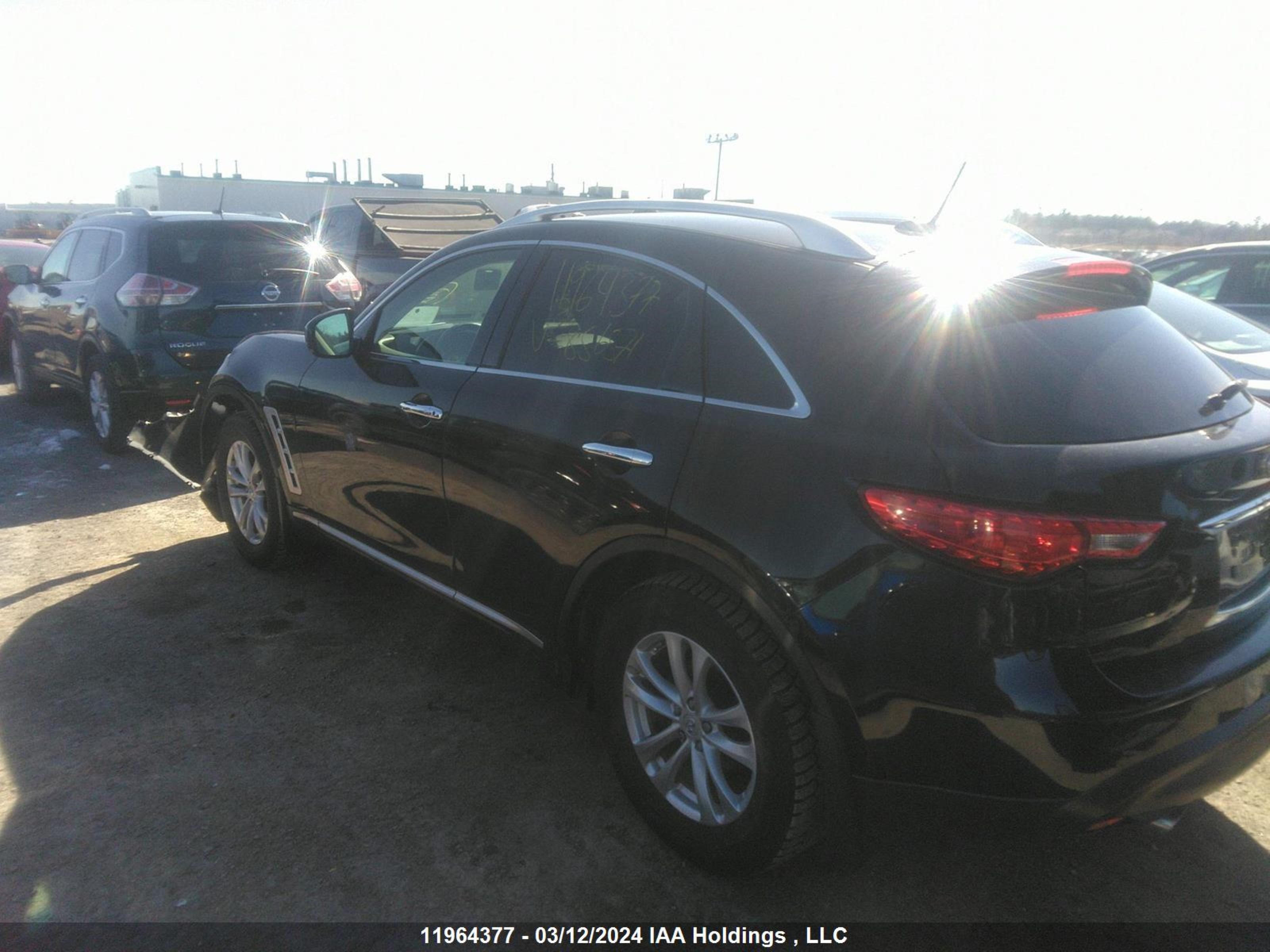 Photo 2 VIN: JN8AS1MW1AM856571 - INFINITI FX 