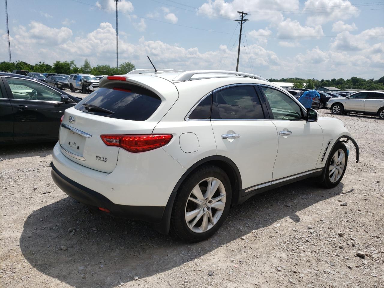 Photo 2 VIN: JN8AS1MWXCM155837 - INFINITI FX 