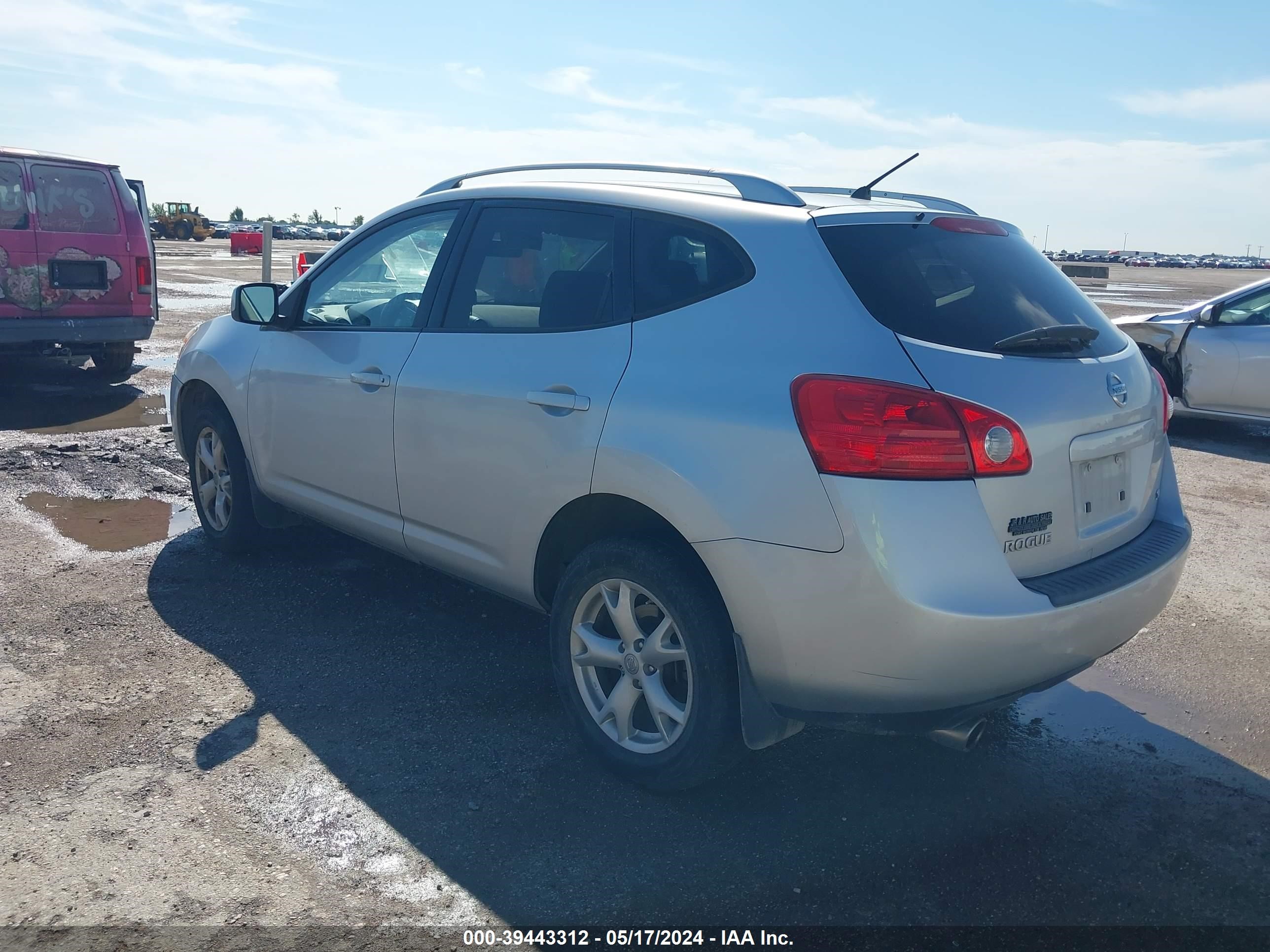 Photo 2 VIN: JN8AS58T29W322700 - NISSAN ROGUE 