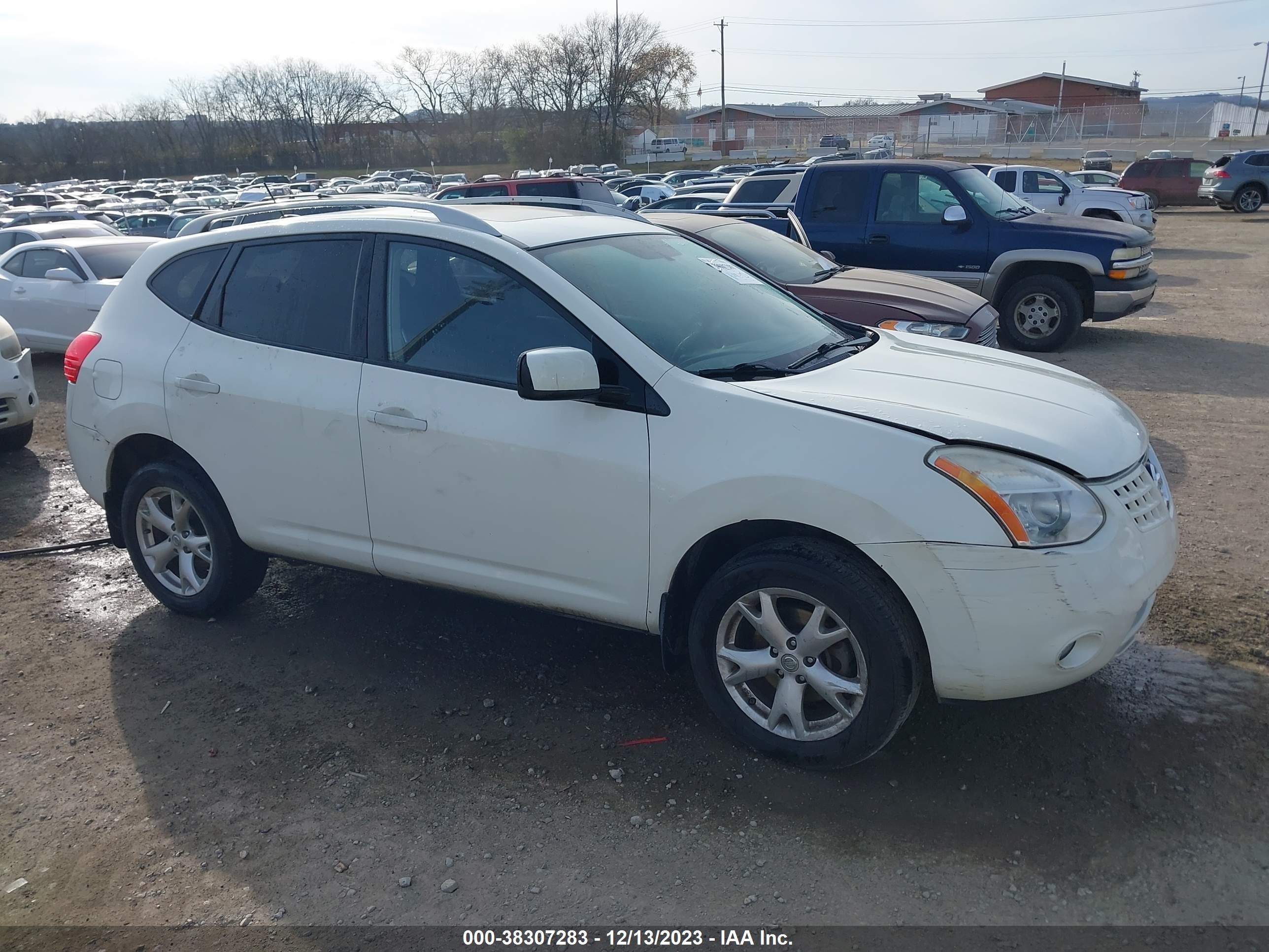 Photo 0 VIN: JN8AS58T68W008935 - NISSAN ROGUE 