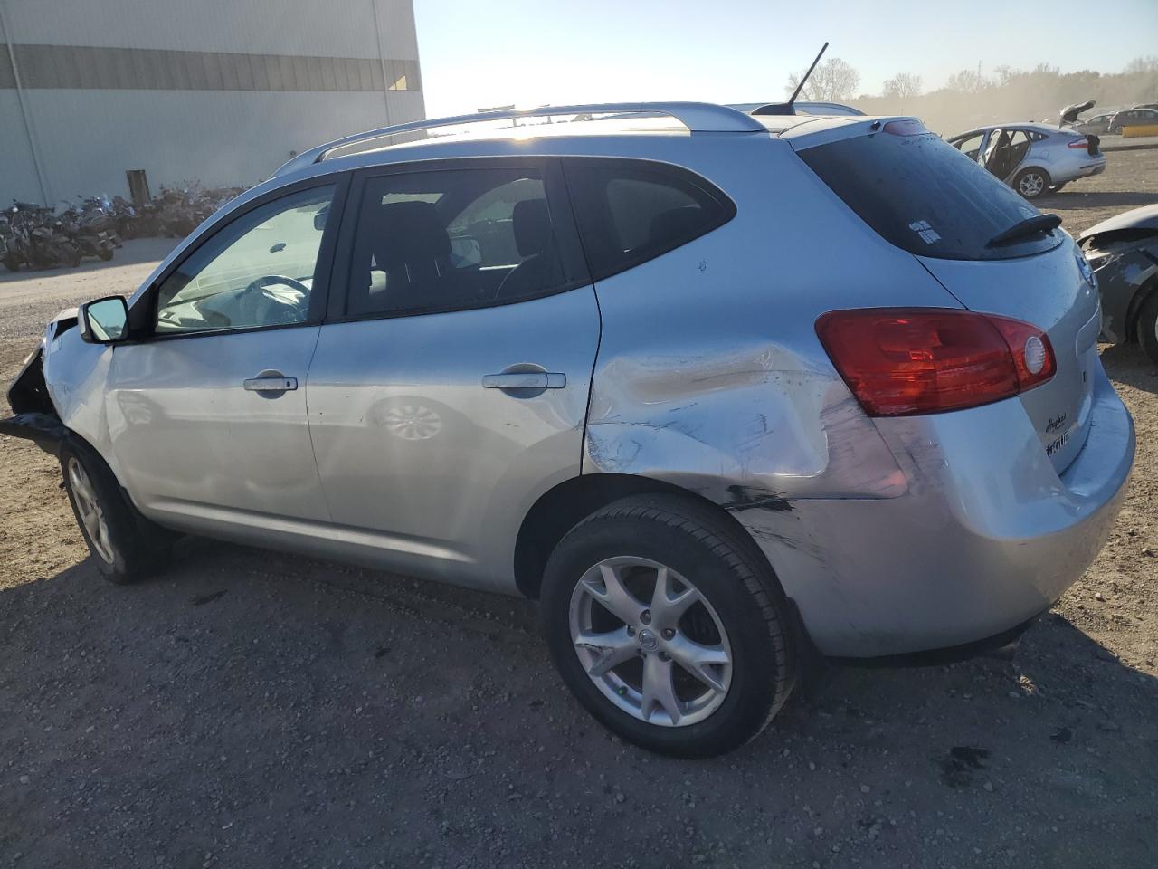 Photo 1 VIN: JN8AS58T68W015898 - NISSAN ROGUE 