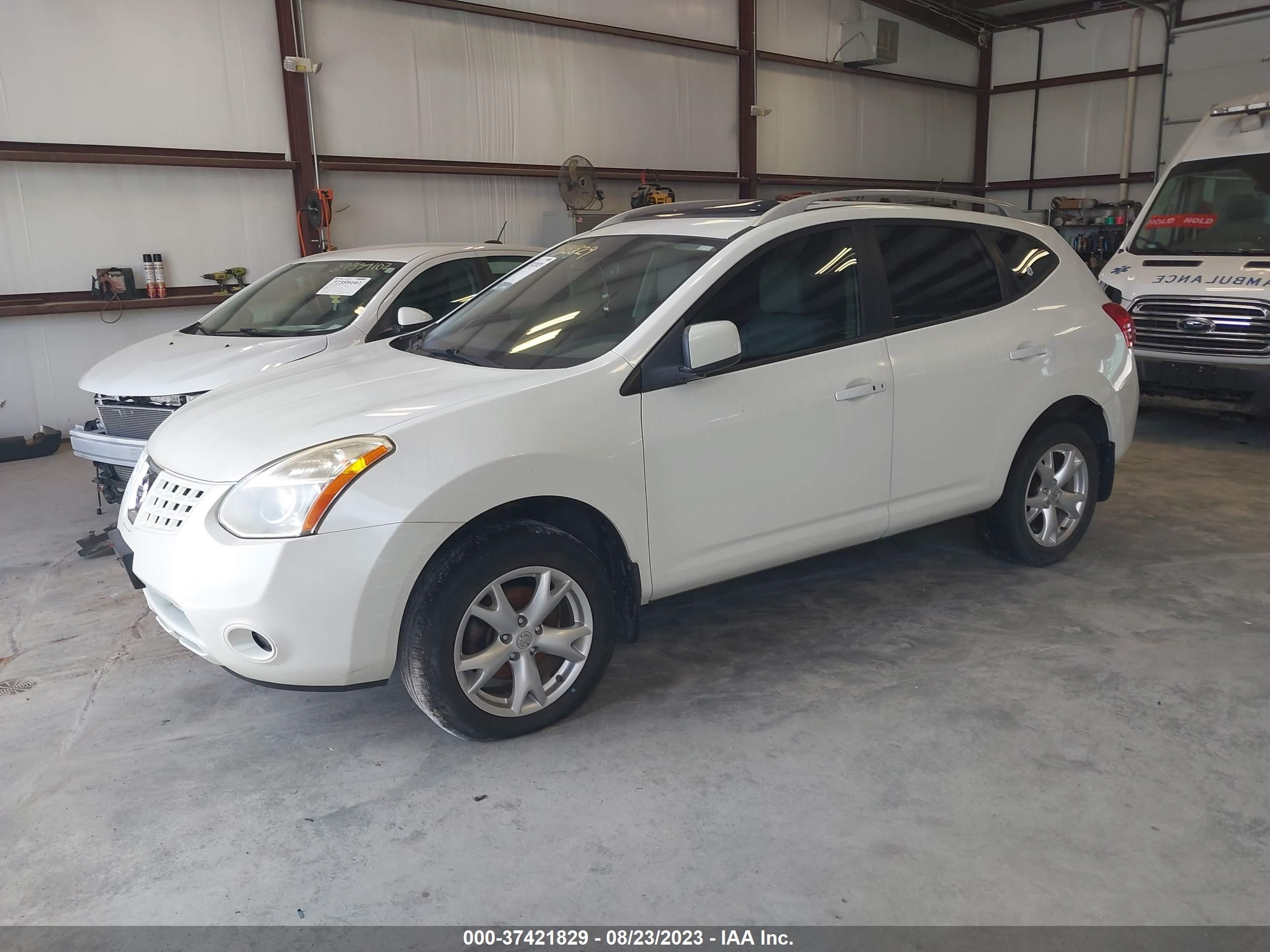 Photo 1 VIN: JN8AS58V18W142172 - NISSAN ROGUE 