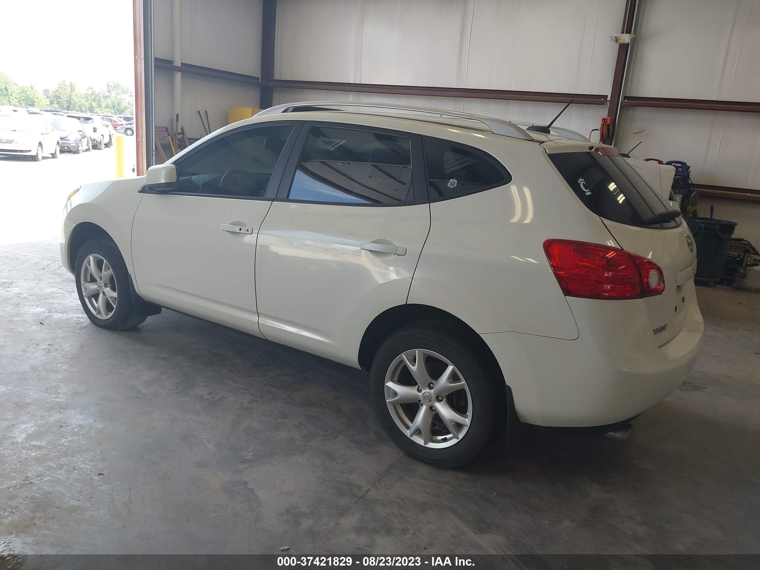 Photo 2 VIN: JN8AS58V18W142172 - NISSAN ROGUE 