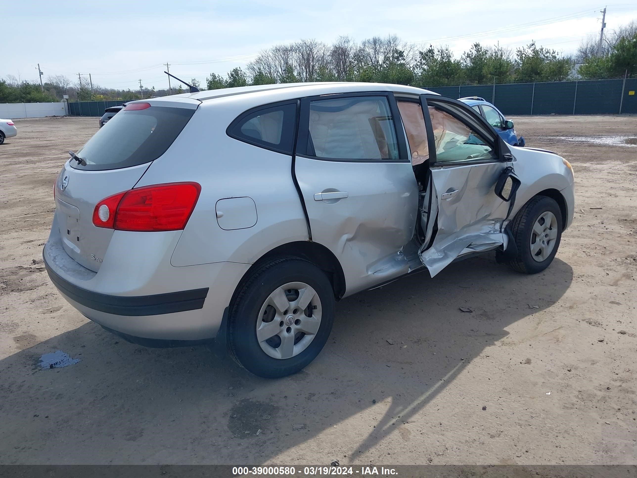 Photo 3 VIN: JN8AS58V59W443366 - NISSAN ROGUE 