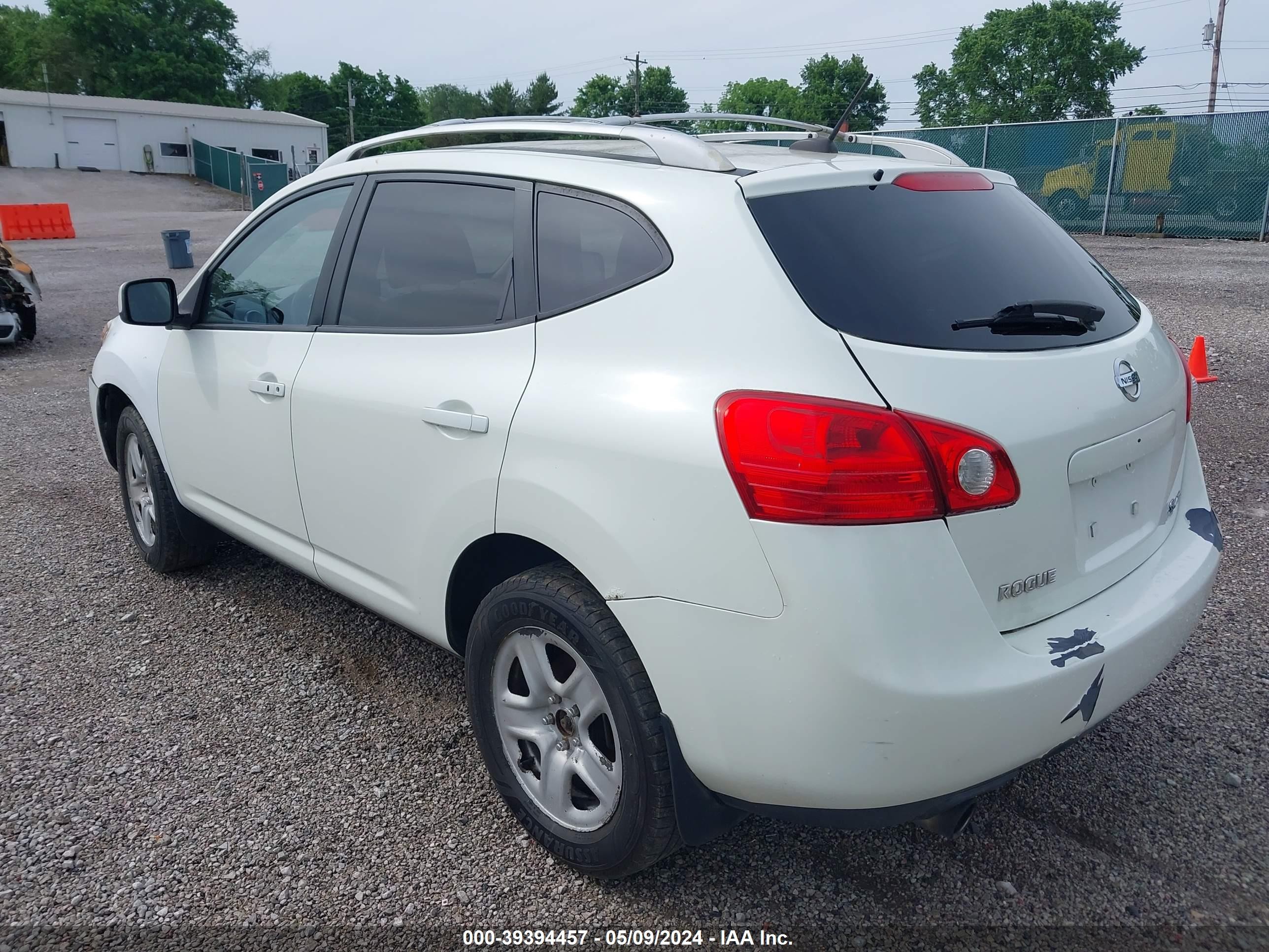 Photo 2 VIN: JN8AS58V98W121408 - NISSAN ROGUE 