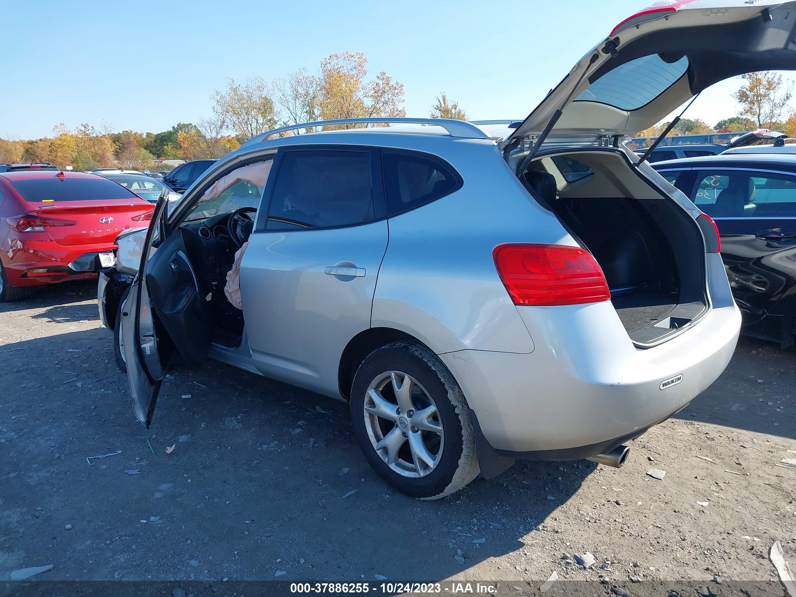 Photo 2 VIN: JN8AS58V98W127600 - NISSAN ROGUE 