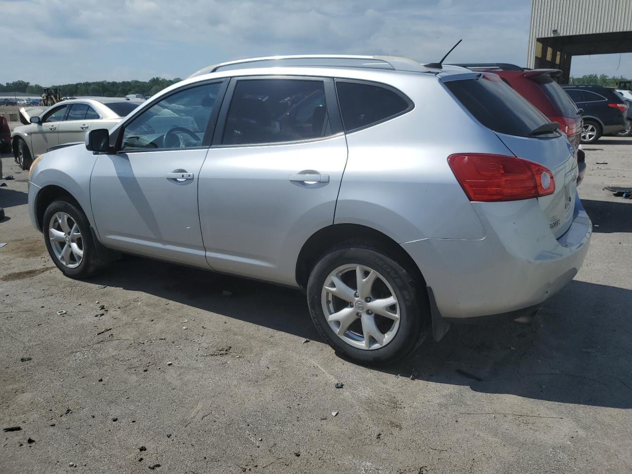 Photo 1 VIN: JN8AS58V98W138094 - NISSAN ROGUE 