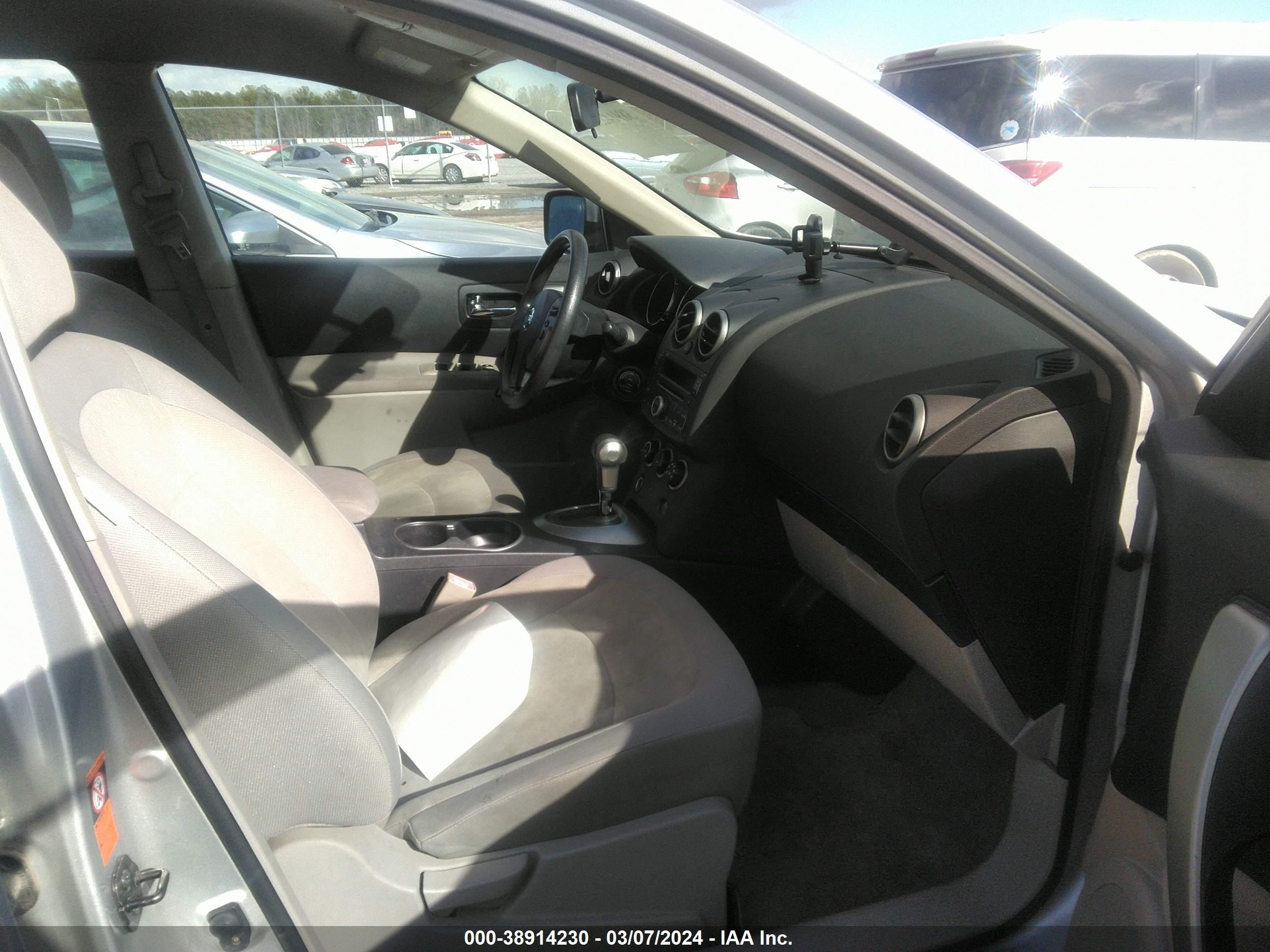 Photo 4 VIN: JN8AS58V99W450255 - NISSAN ROGUE 