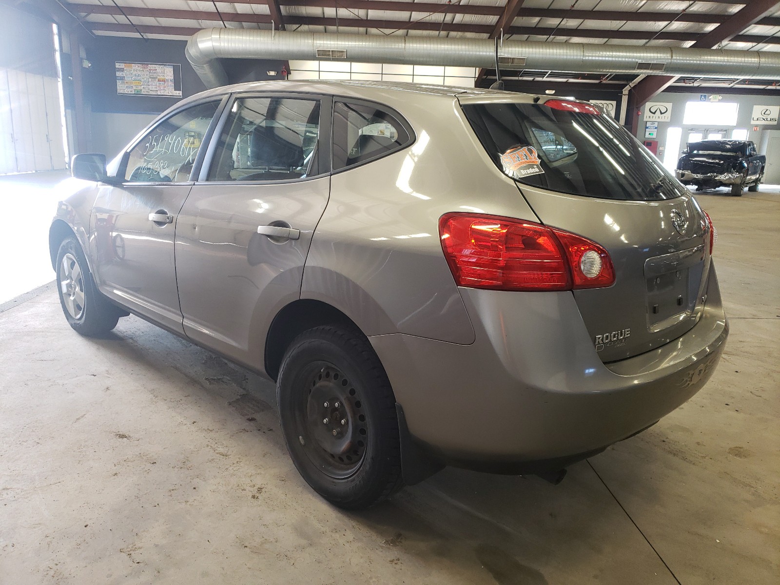 Photo 2 VIN: JN8AS58VX8W406554 - NISSAN ROGUE S 