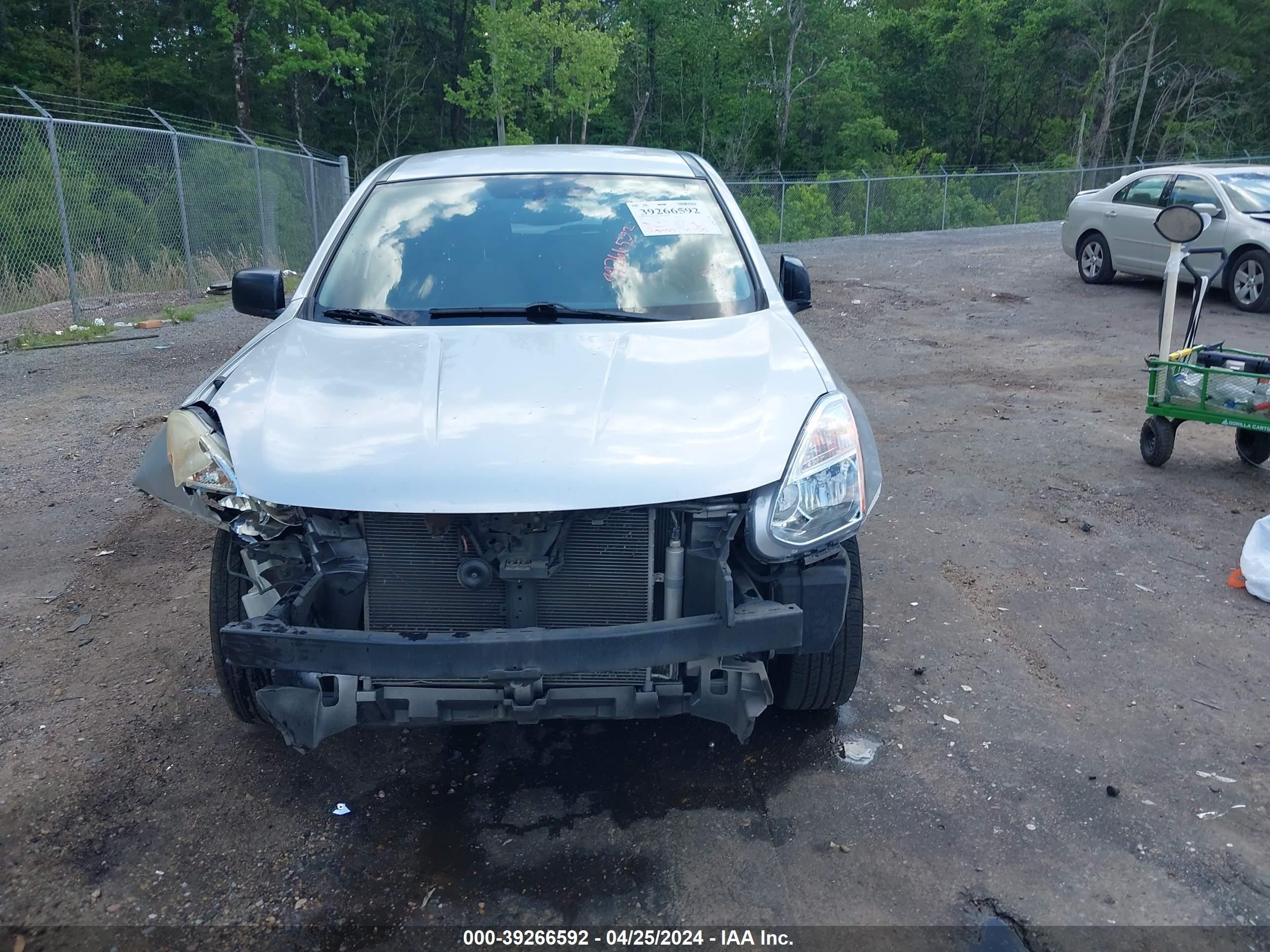 Photo 12 VIN: JN8AS5MT0AW017447 - NISSAN ROGUE 