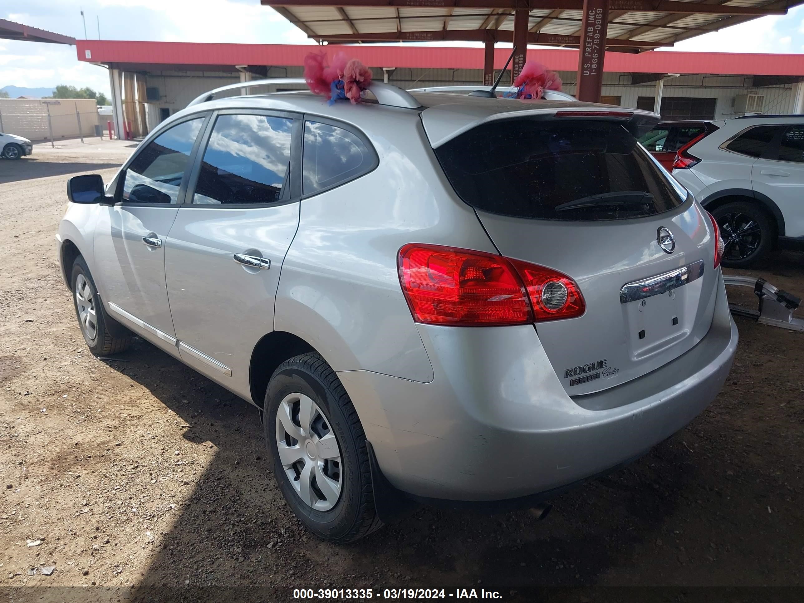 Photo 2 VIN: JN8AS5MT0EW614068 - NISSAN ROGUE 