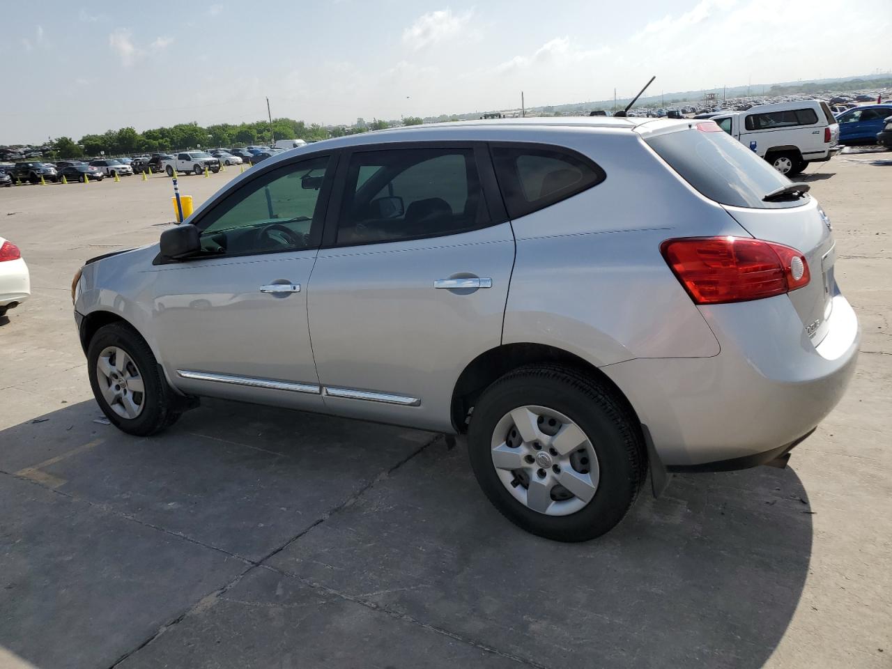 Photo 1 VIN: JN8AS5MT0FW652529 - NISSAN ROGUE 