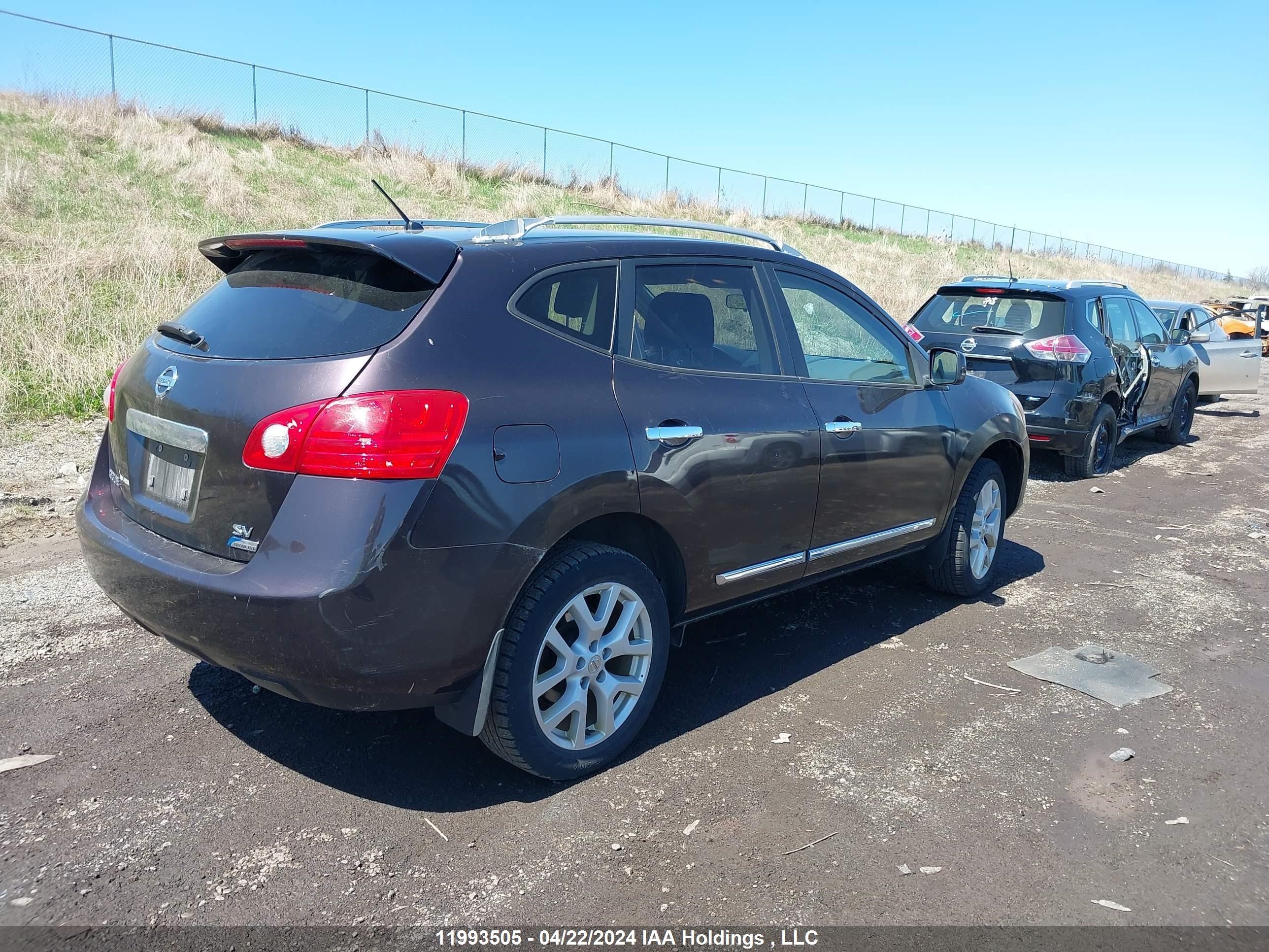 Photo 3 VIN: JN8AS5MT1CW258887 - NISSAN ROGUE 