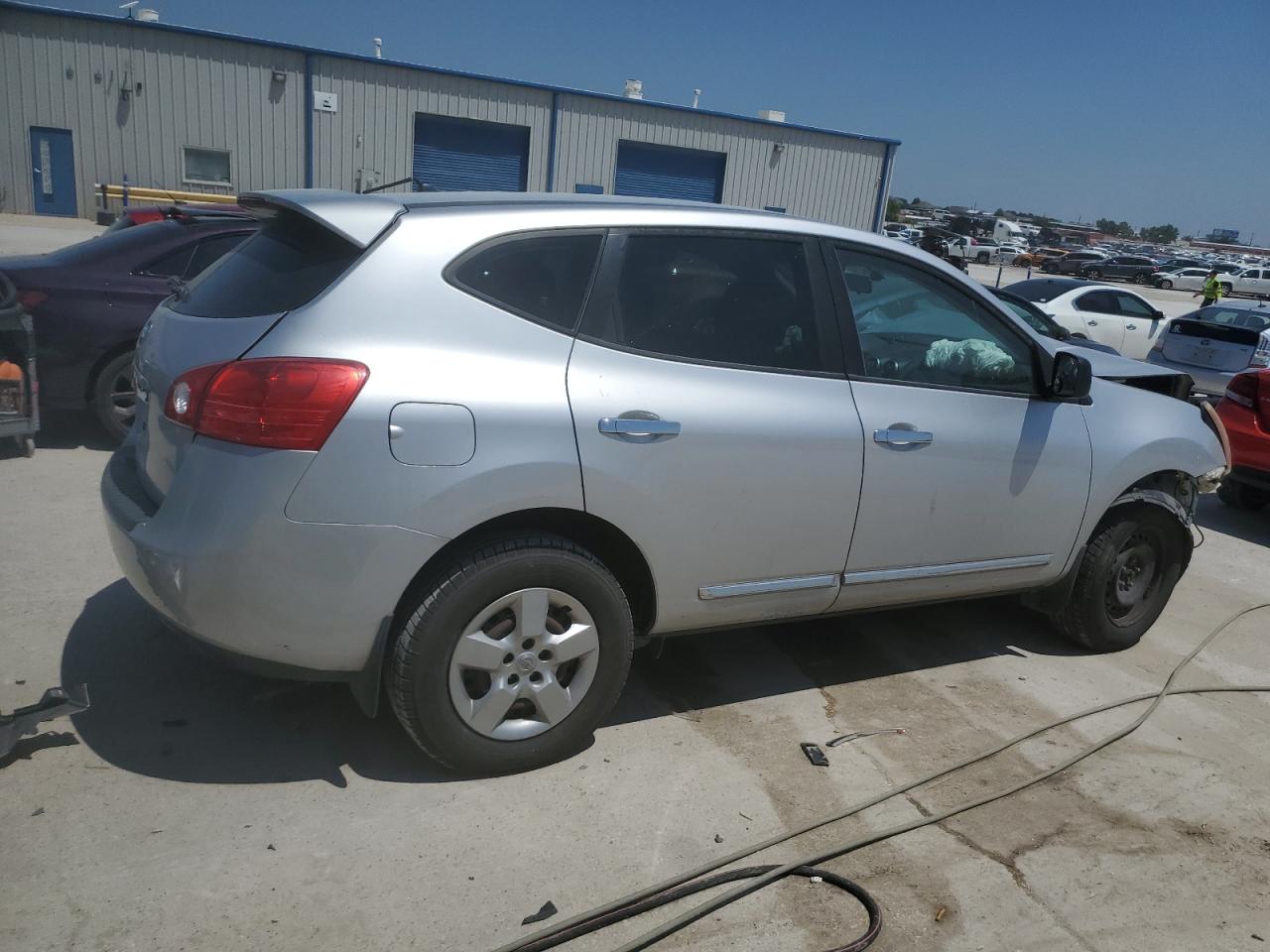 Photo 2 VIN: JN8AS5MT1CW601262 - NISSAN ROGUE 