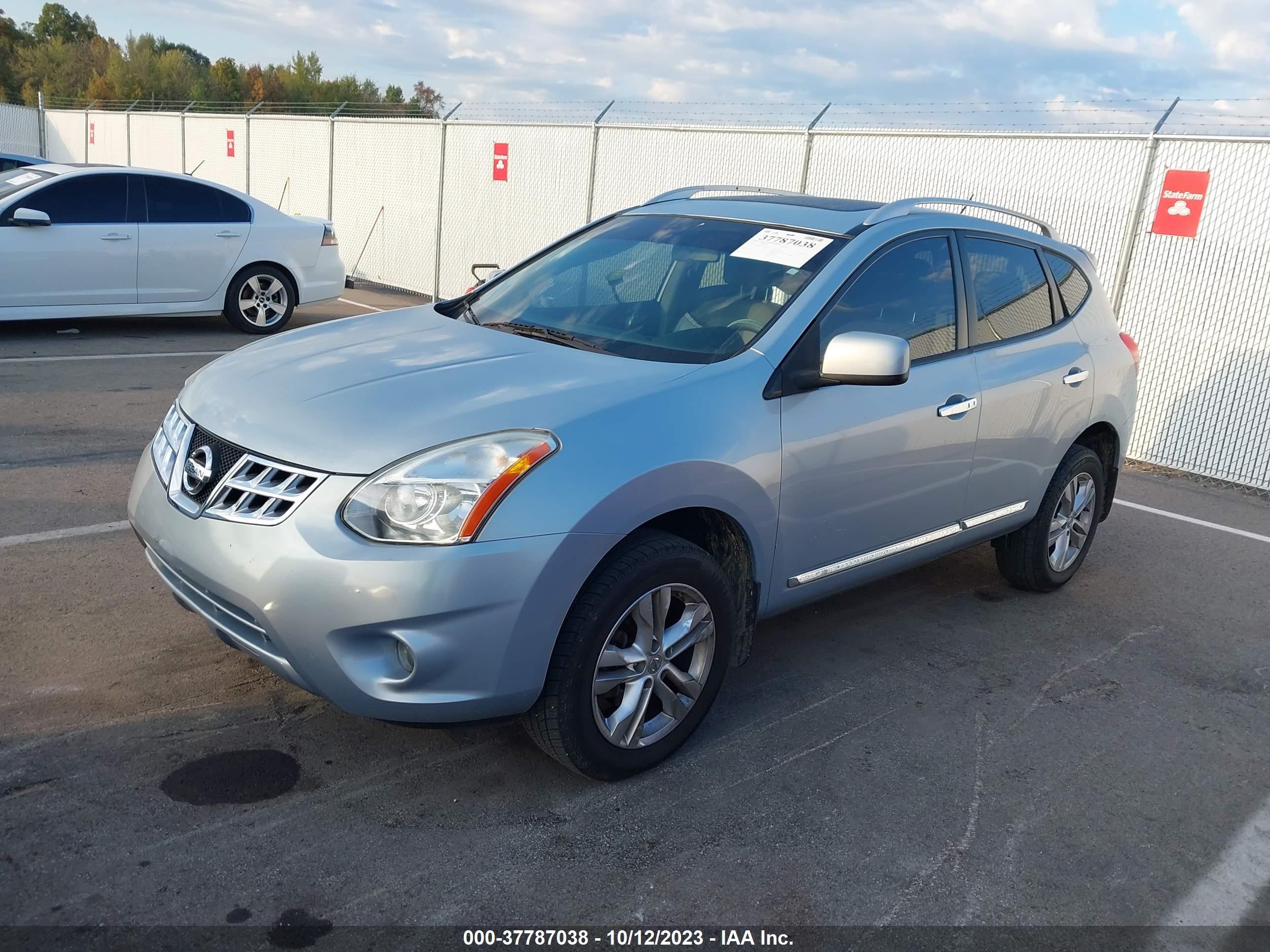 Photo 1 VIN: JN8AS5MT1DW014352 - NISSAN ROGUE 