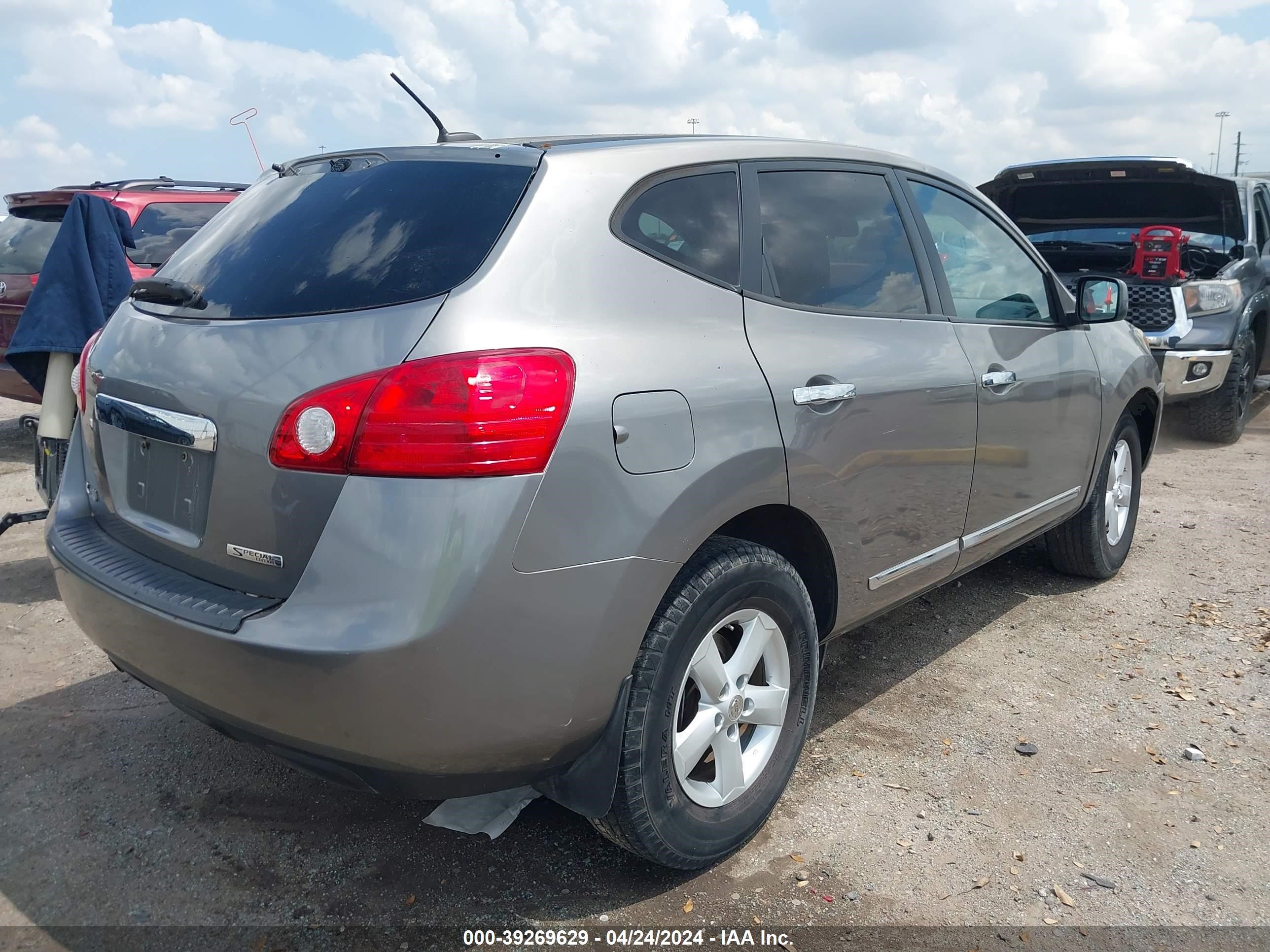 Photo 3 VIN: JN8AS5MT1DW023049 - NISSAN ROGUE 