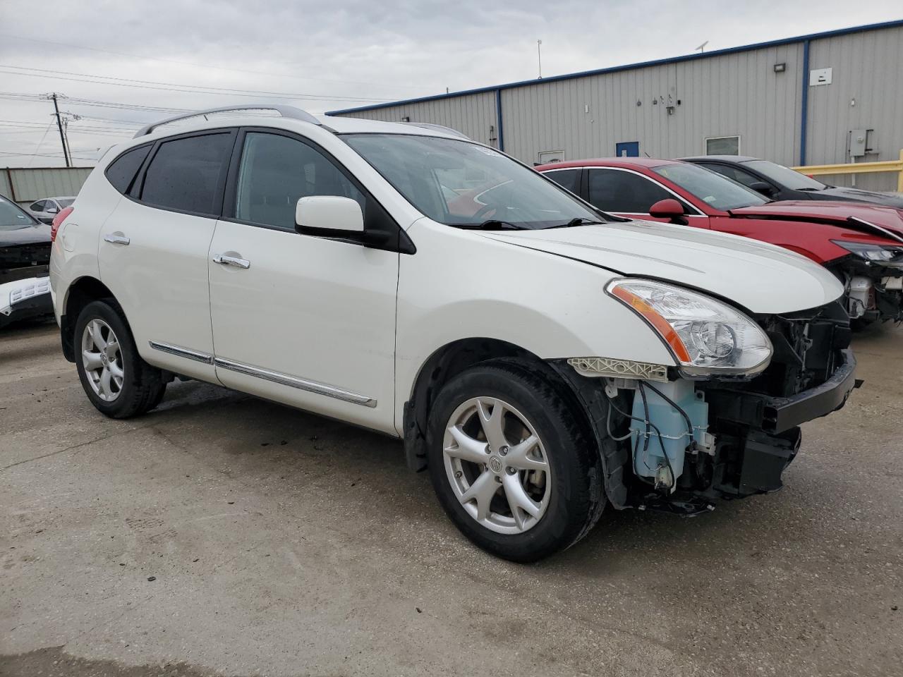 Photo 3 VIN: JN8AS5MT2BW175497 - NISSAN ROGUE 