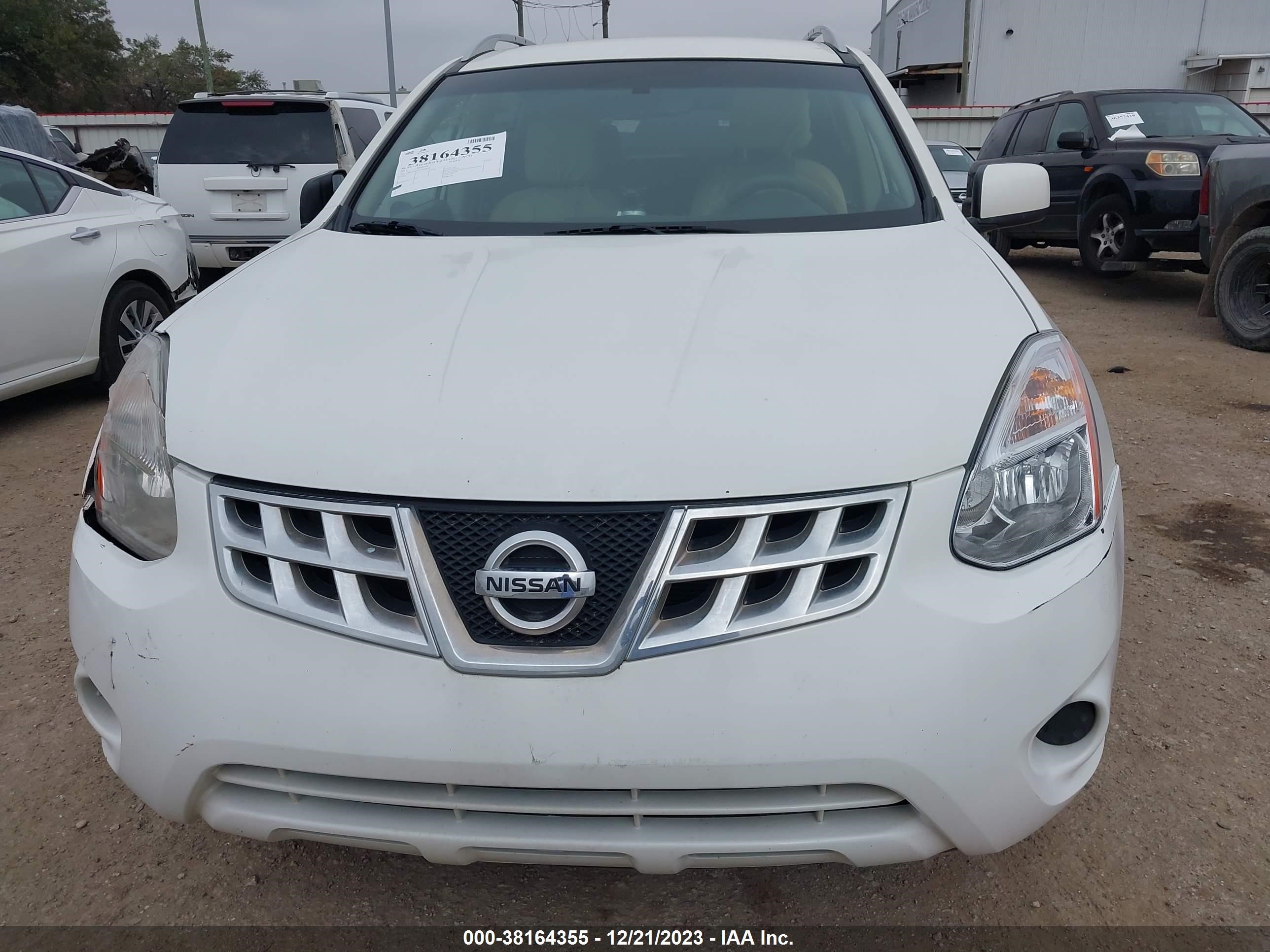 Photo 5 VIN: JN8AS5MT2CW302850 - NISSAN ROGUE 