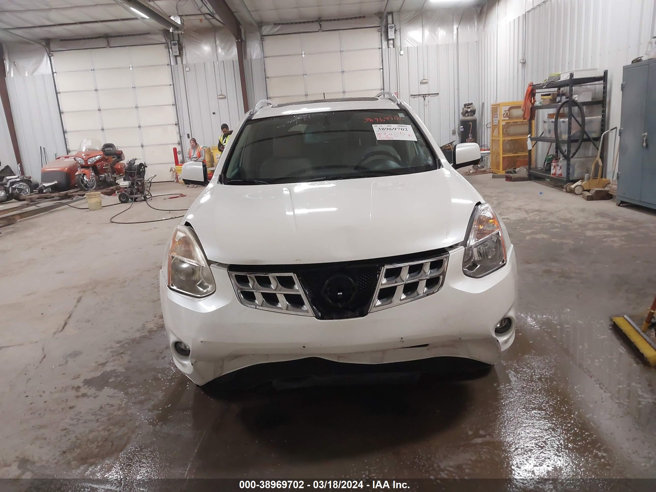 Photo 12 VIN: JN8AS5MT2DW031144 - NISSAN ROGUE 