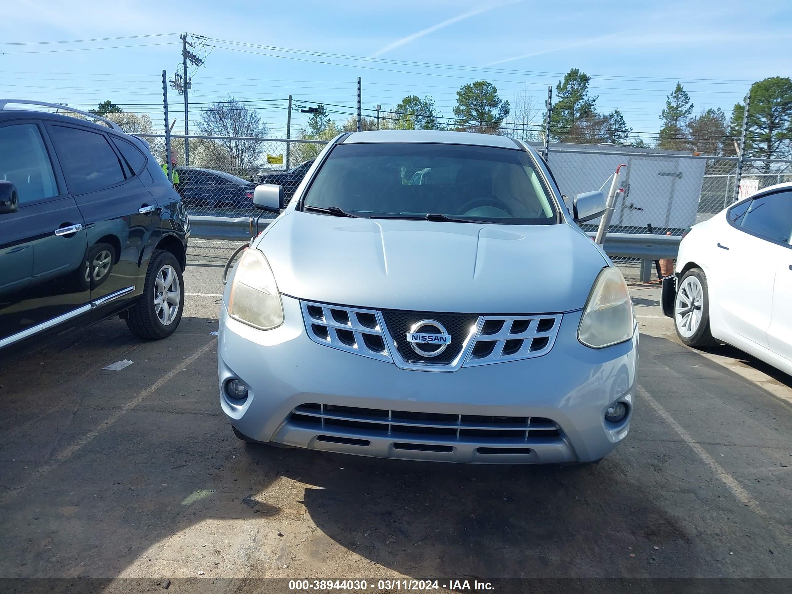 Photo 12 VIN: JN8AS5MT2DW034903 - NISSAN ROGUE 