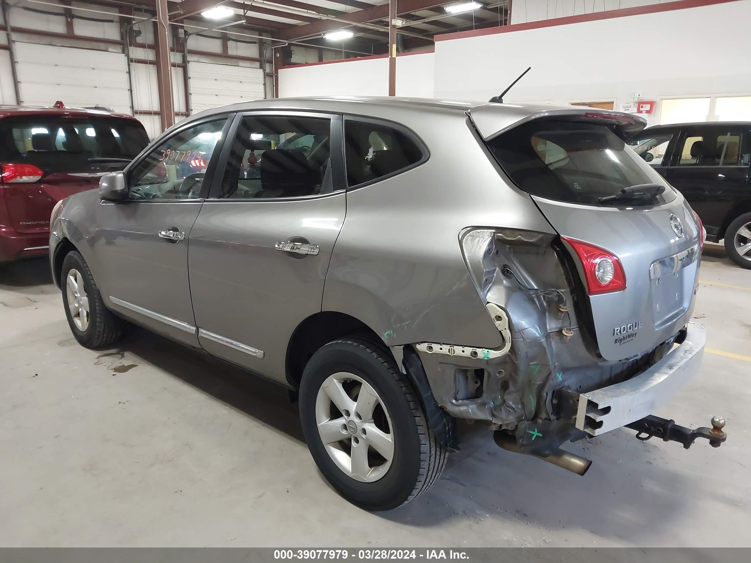 Photo 2 VIN: JN8AS5MT2DW035954 - NISSAN ROGUE 