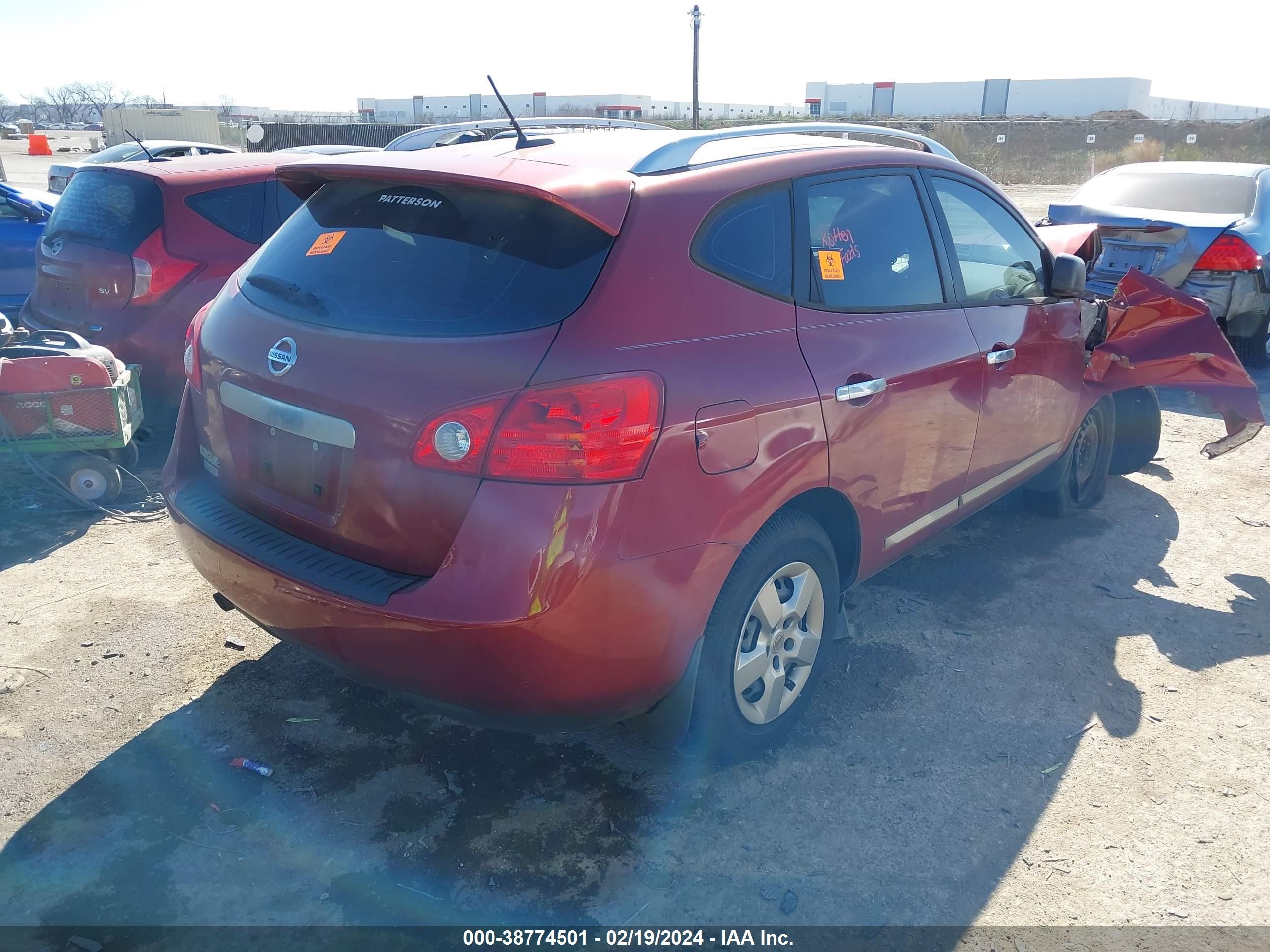 Photo 3 VIN: JN8AS5MT2EW622799 - NISSAN ROGUE 