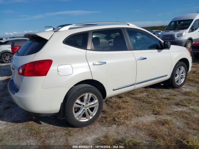 Photo 3 VIN: JN8AS5MT2FW656467 - NISSAN ROGUE 