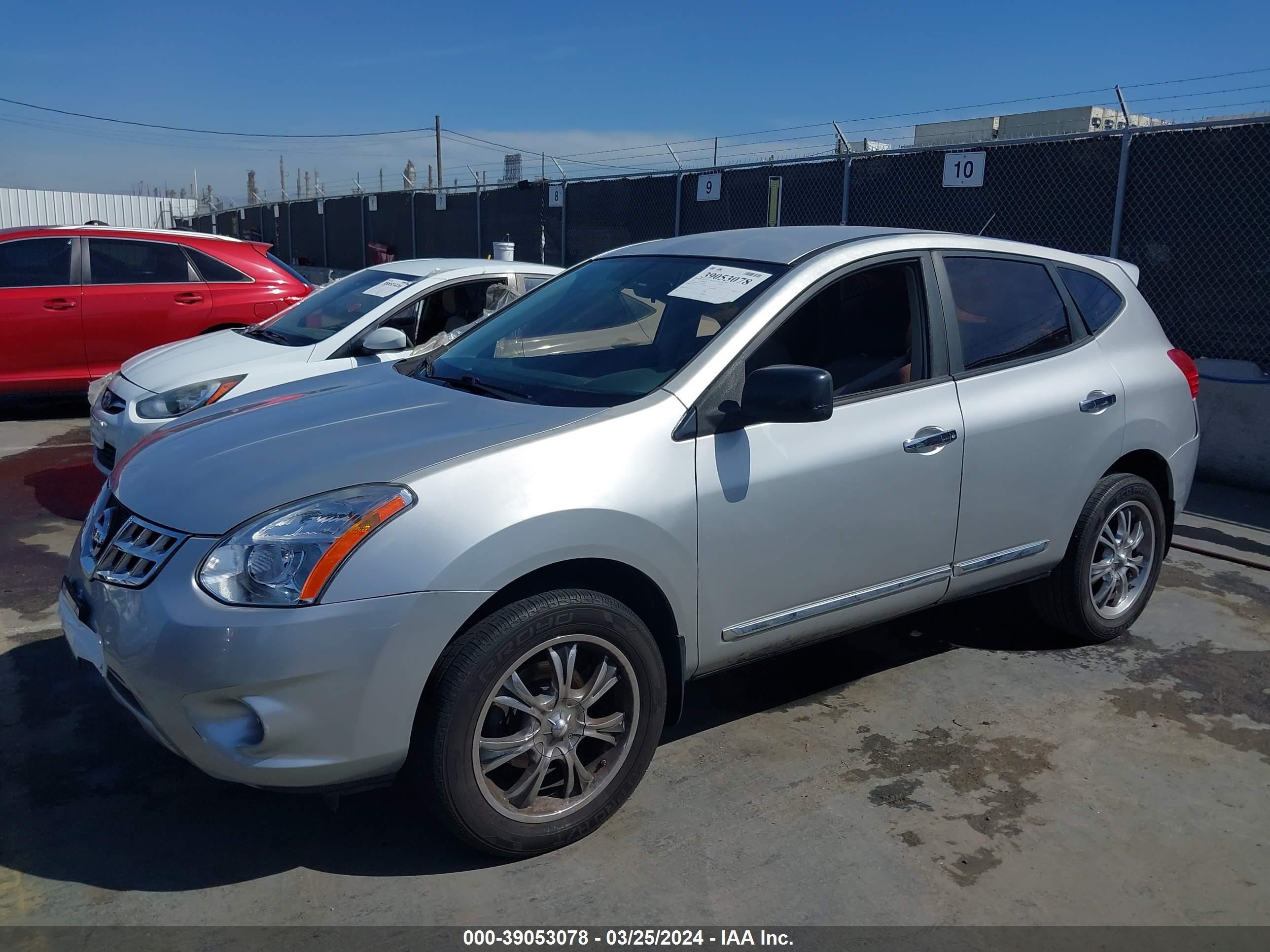 Photo 1 VIN: JN8AS5MT3BW159759 - NISSAN ROGUE 