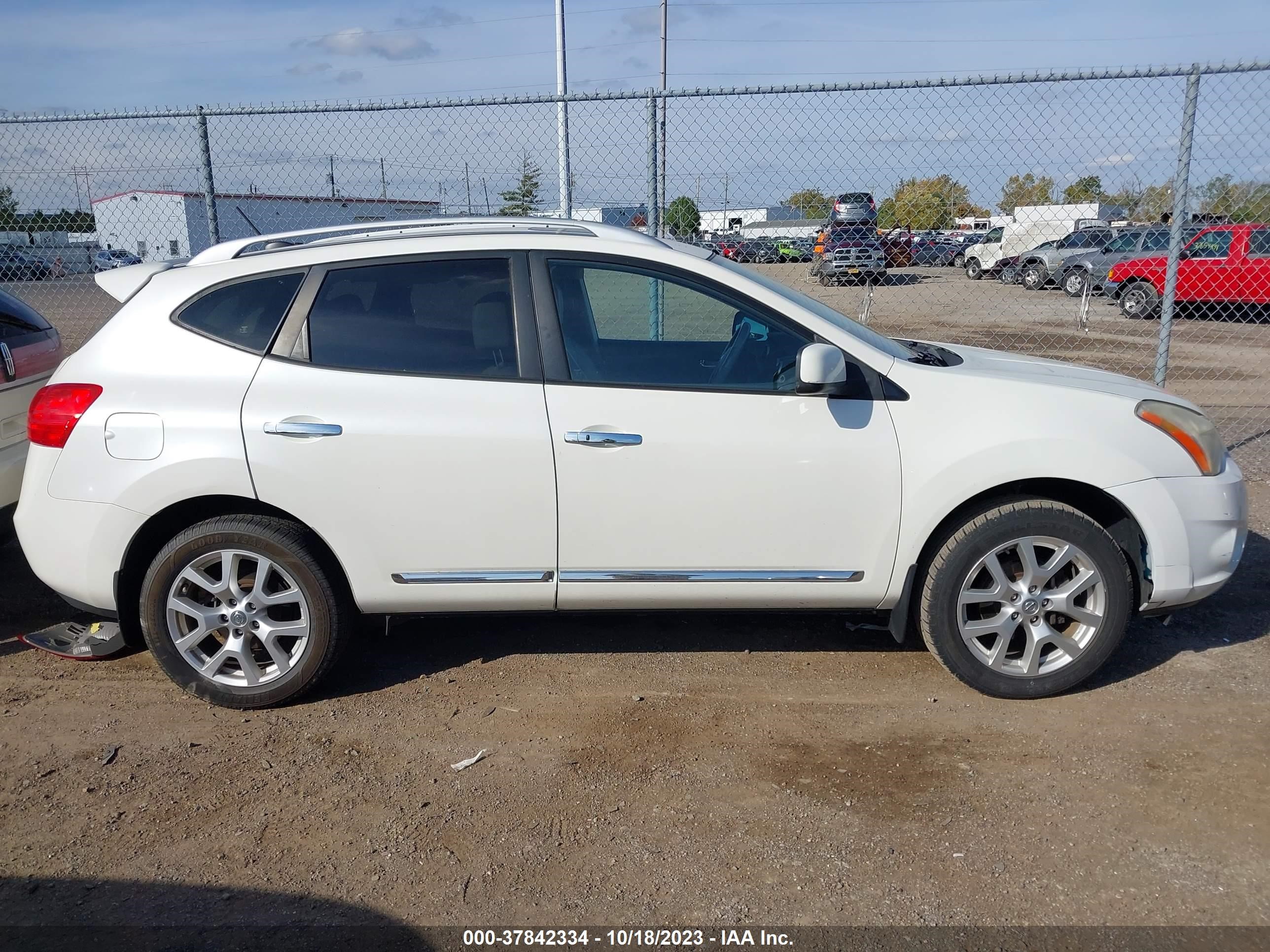 Photo 11 VIN: JN8AS5MT3BW177968 - NISSAN ROGUE 