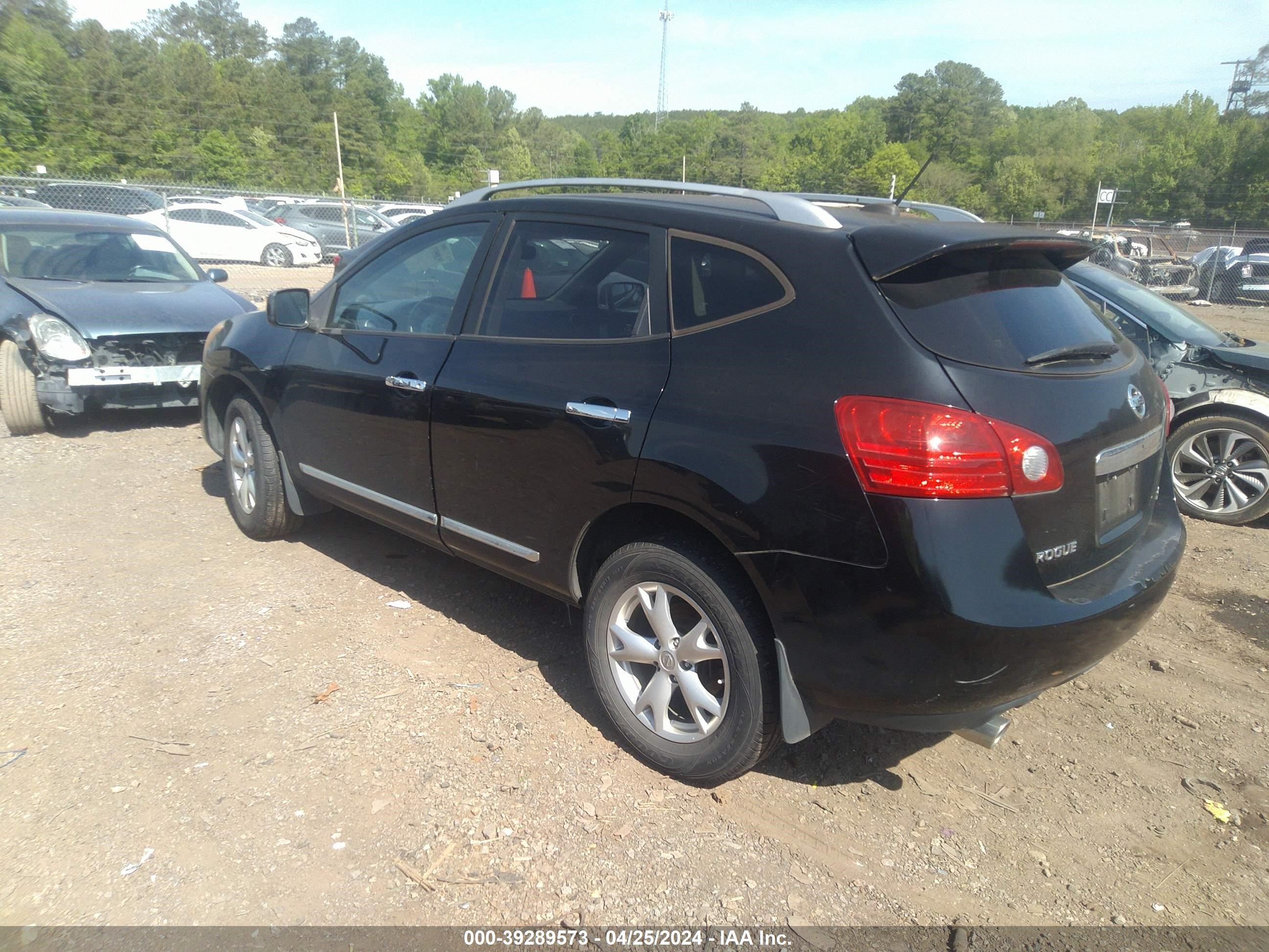 Photo 2 VIN: JN8AS5MT3BW574113 - NISSAN ROGUE 