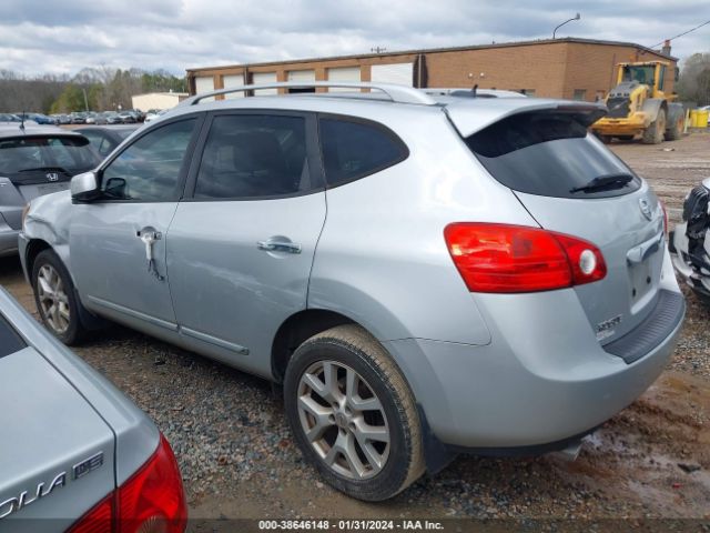 Photo 2 VIN: JN8AS5MT3CW255764 - NISSAN ROGUE 