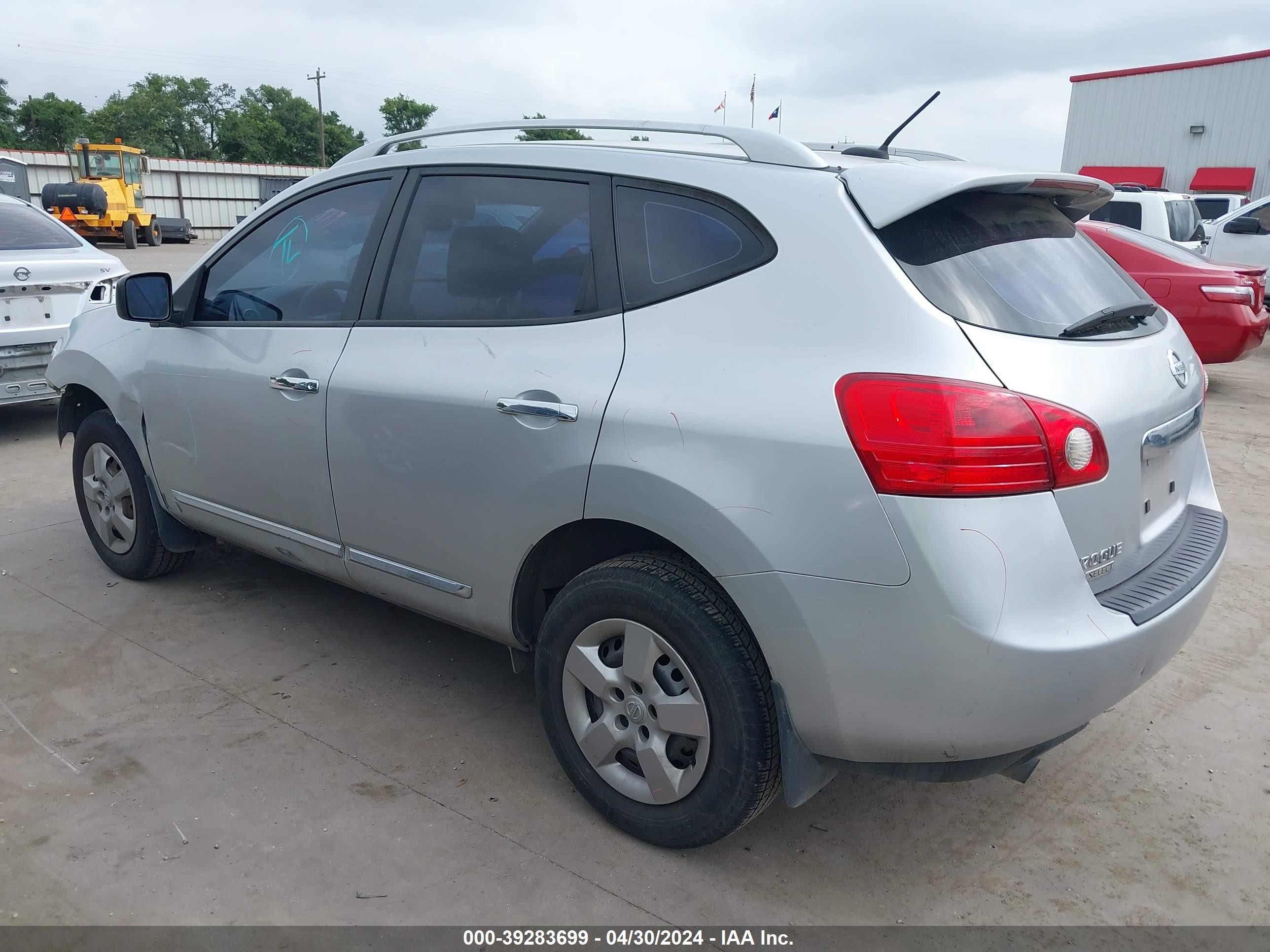 Photo 2 VIN: JN8AS5MT3EW104653 - NISSAN ROGUE 