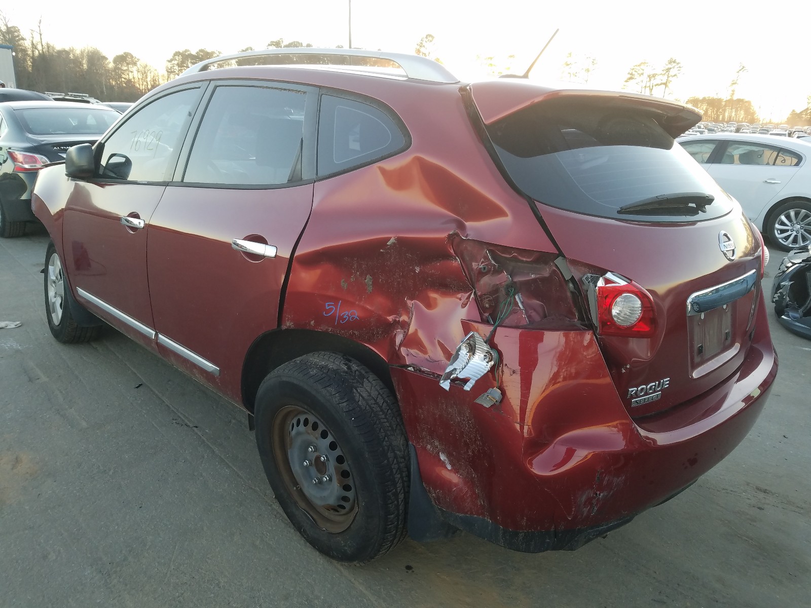 Photo 2 VIN: JN8AS5MT3EW104930 - NISSAN ROGUE SELE 