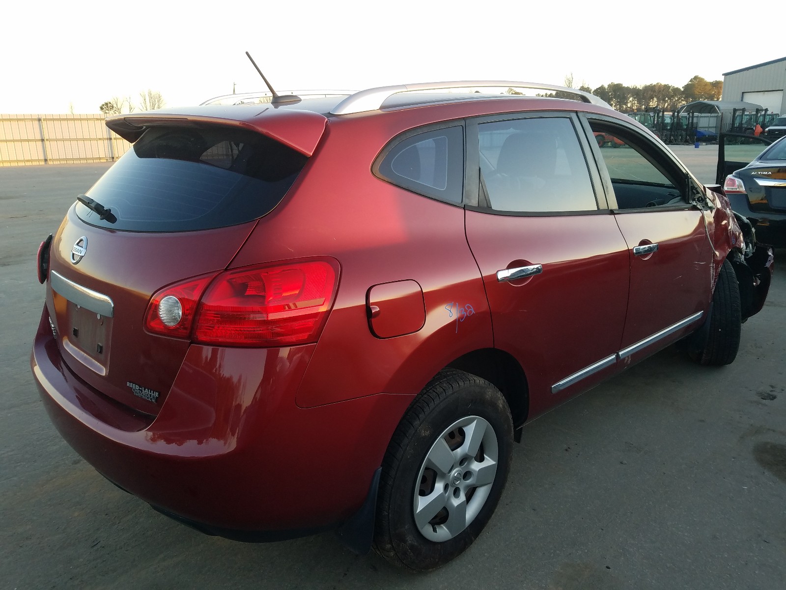 Photo 3 VIN: JN8AS5MT3EW104930 - NISSAN ROGUE SELE 