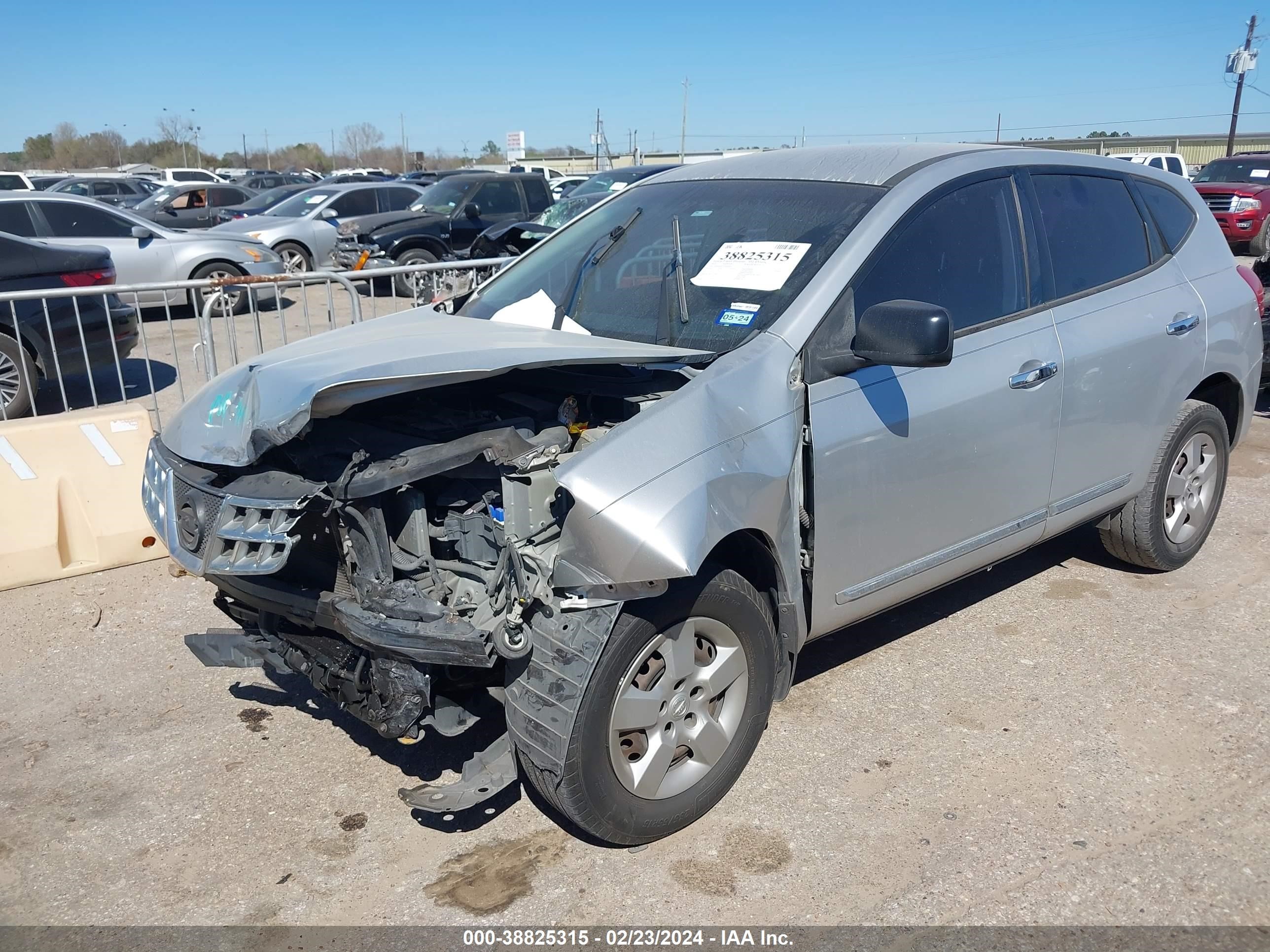 Photo 1 VIN: JN8AS5MT3EW609043 - NISSAN ROGUE 