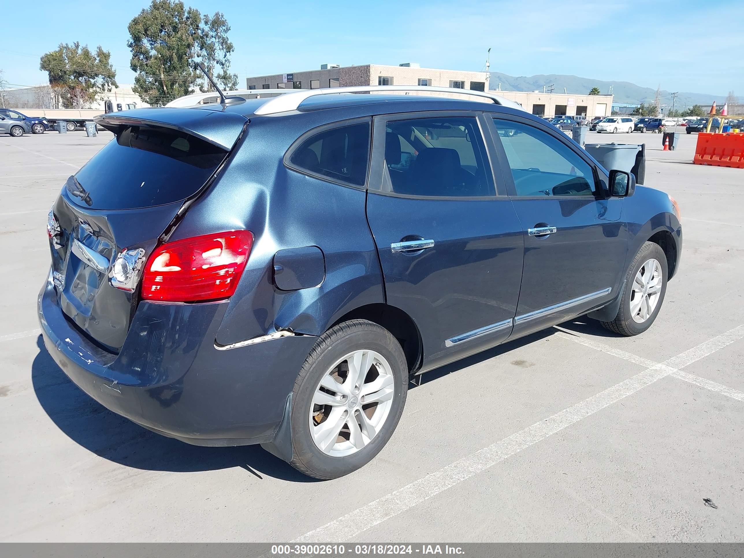 Photo 3 VIN: JN8AS5MT3FW651312 - NISSAN ROGUE 