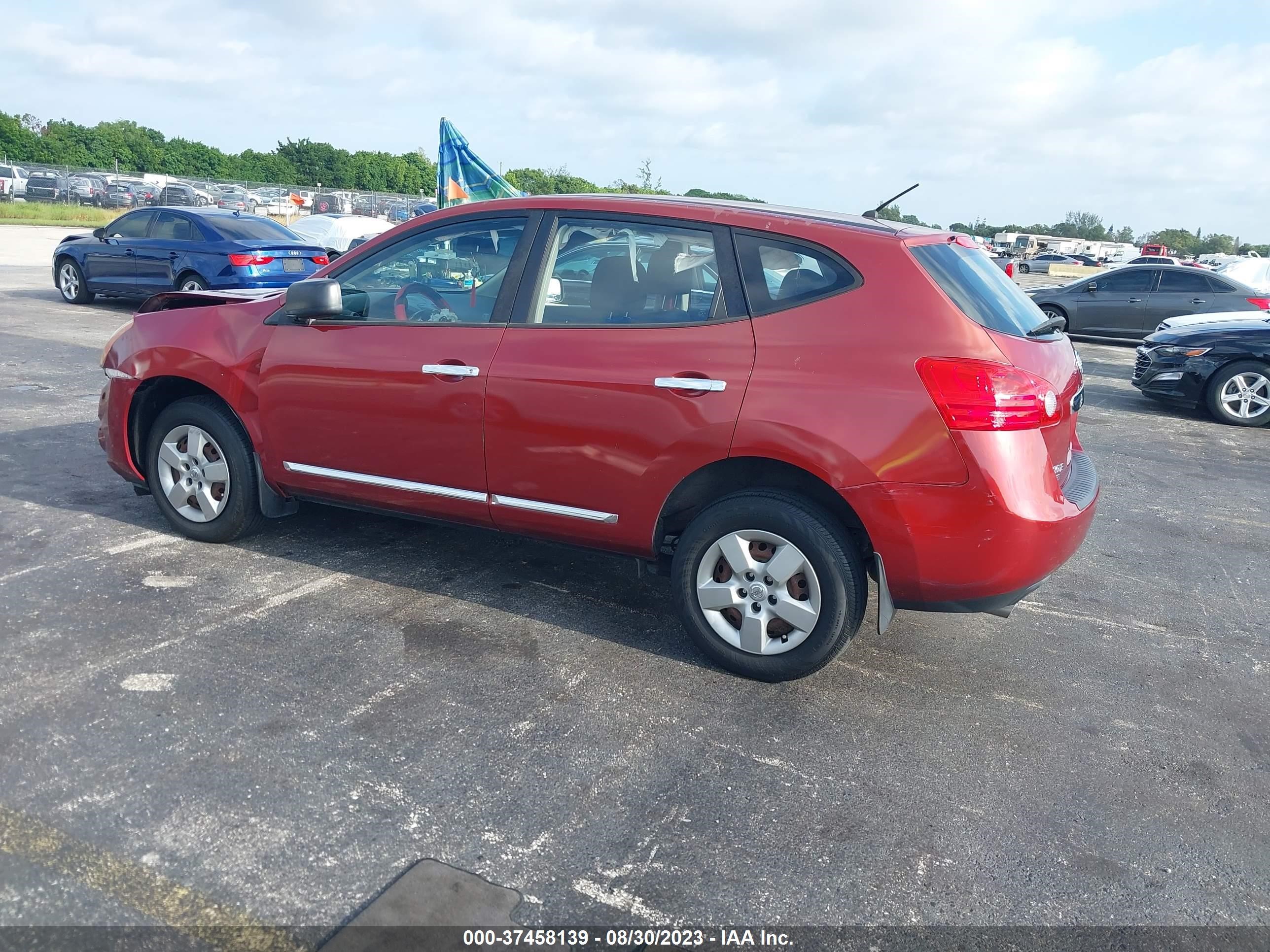 Photo 2 VIN: JN8AS5MT3FW672998 - NISSAN ROGUE 