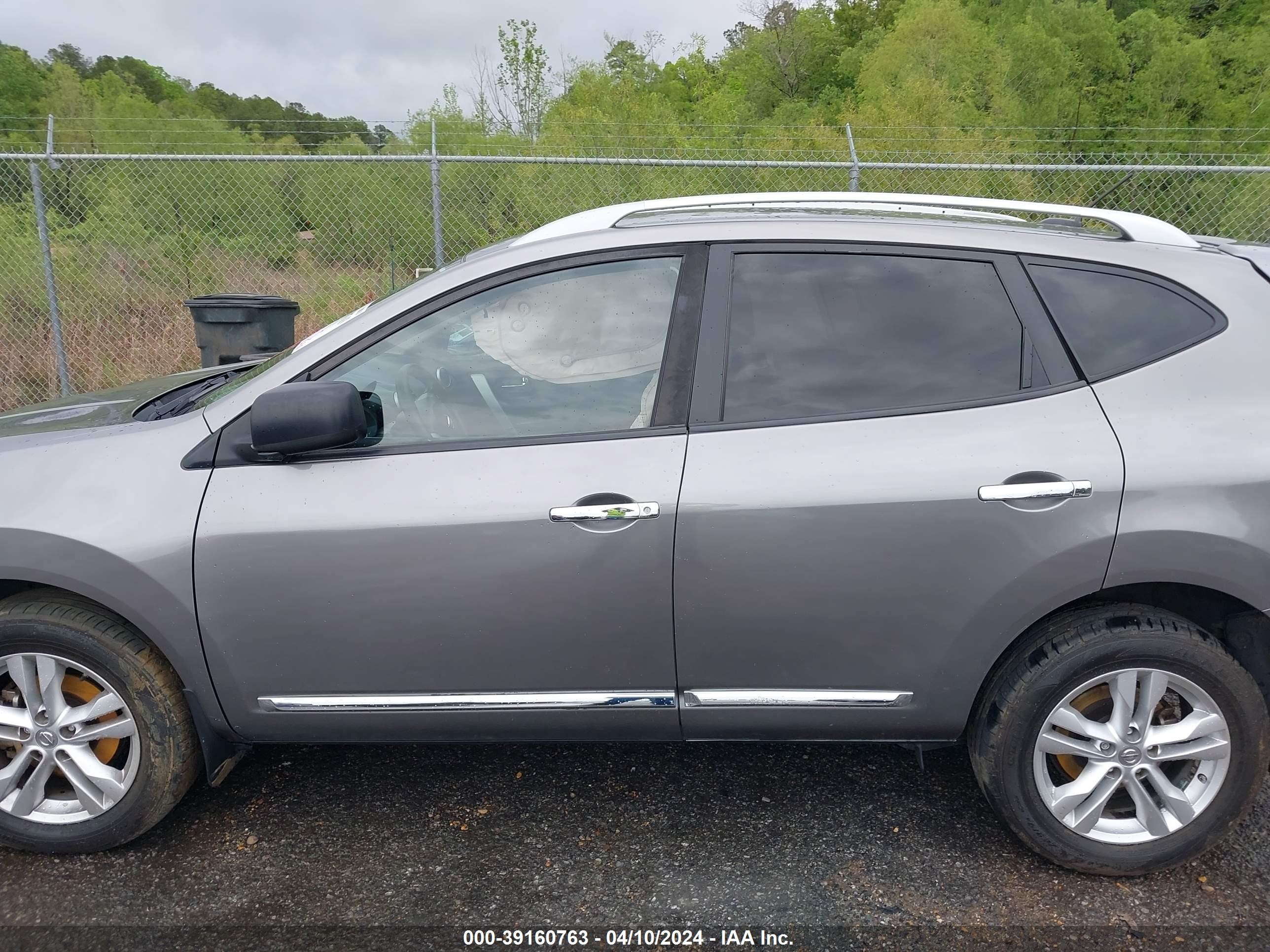 Photo 13 VIN: JN8AS5MT3FW673732 - NISSAN ROGUE 