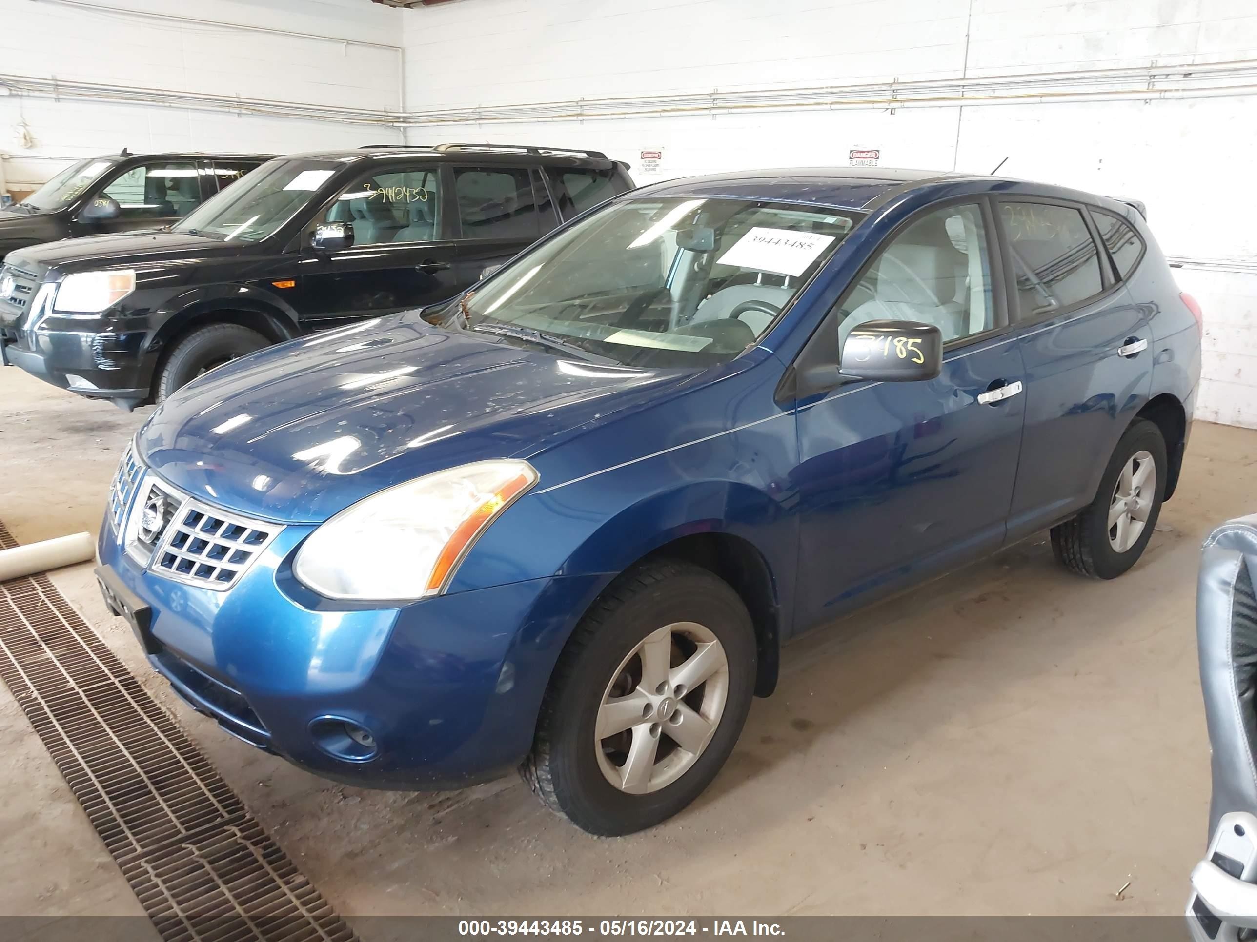 Photo 1 VIN: JN8AS5MT4AW018035 - NISSAN ROGUE 