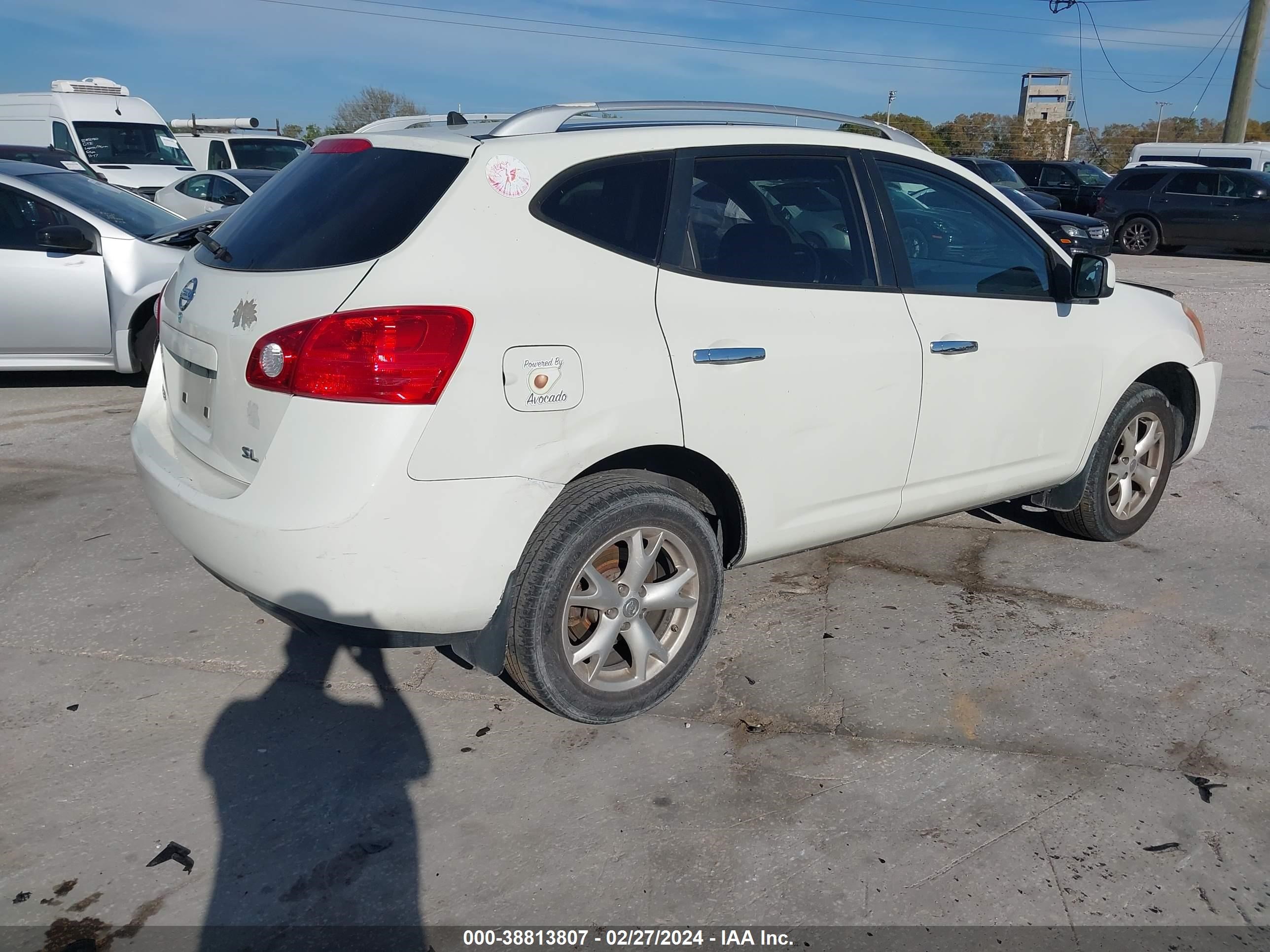 Photo 3 VIN: JN8AS5MT4AW027902 - NISSAN ROGUE 