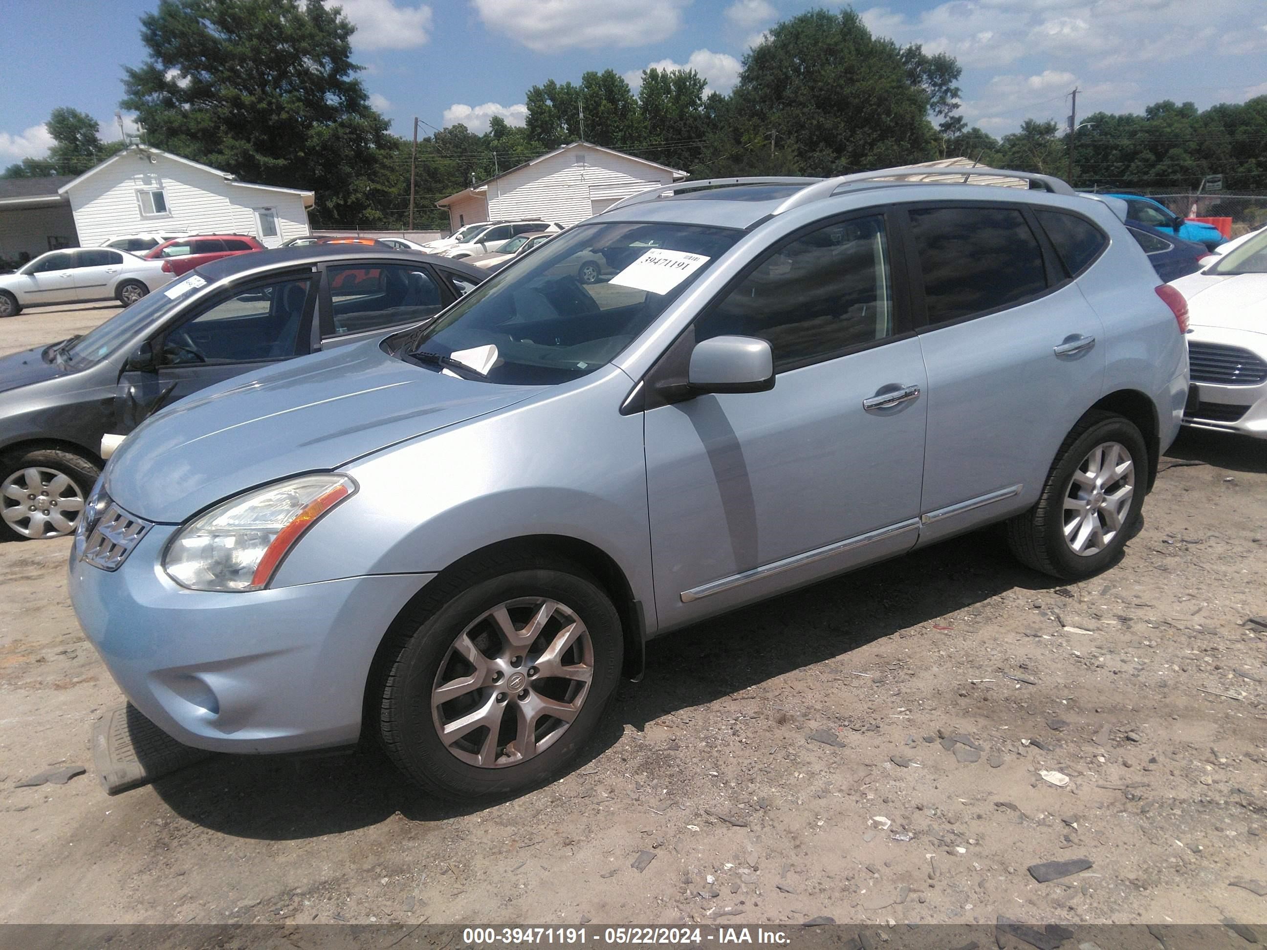 Photo 1 VIN: JN8AS5MT4BW157051 - NISSAN ROGUE 