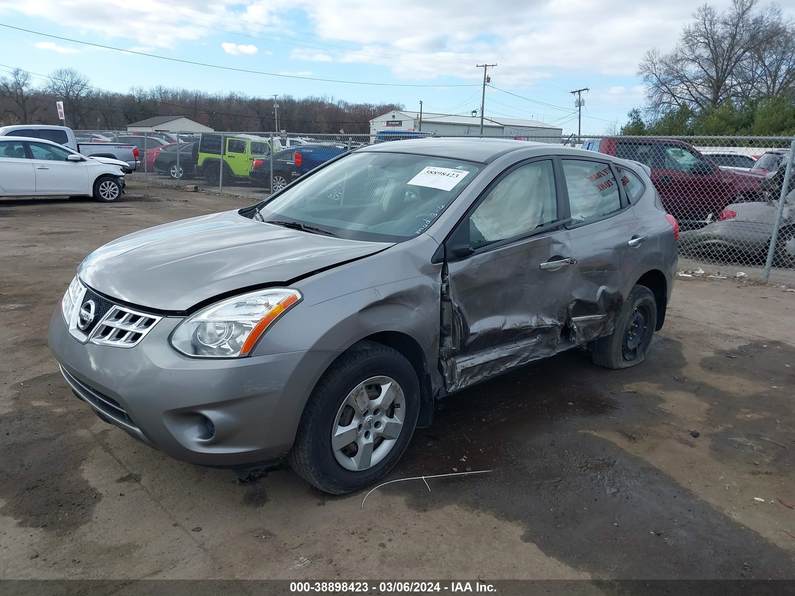 Photo 1 VIN: JN8AS5MT4BW187859 - NISSAN ROGUE 