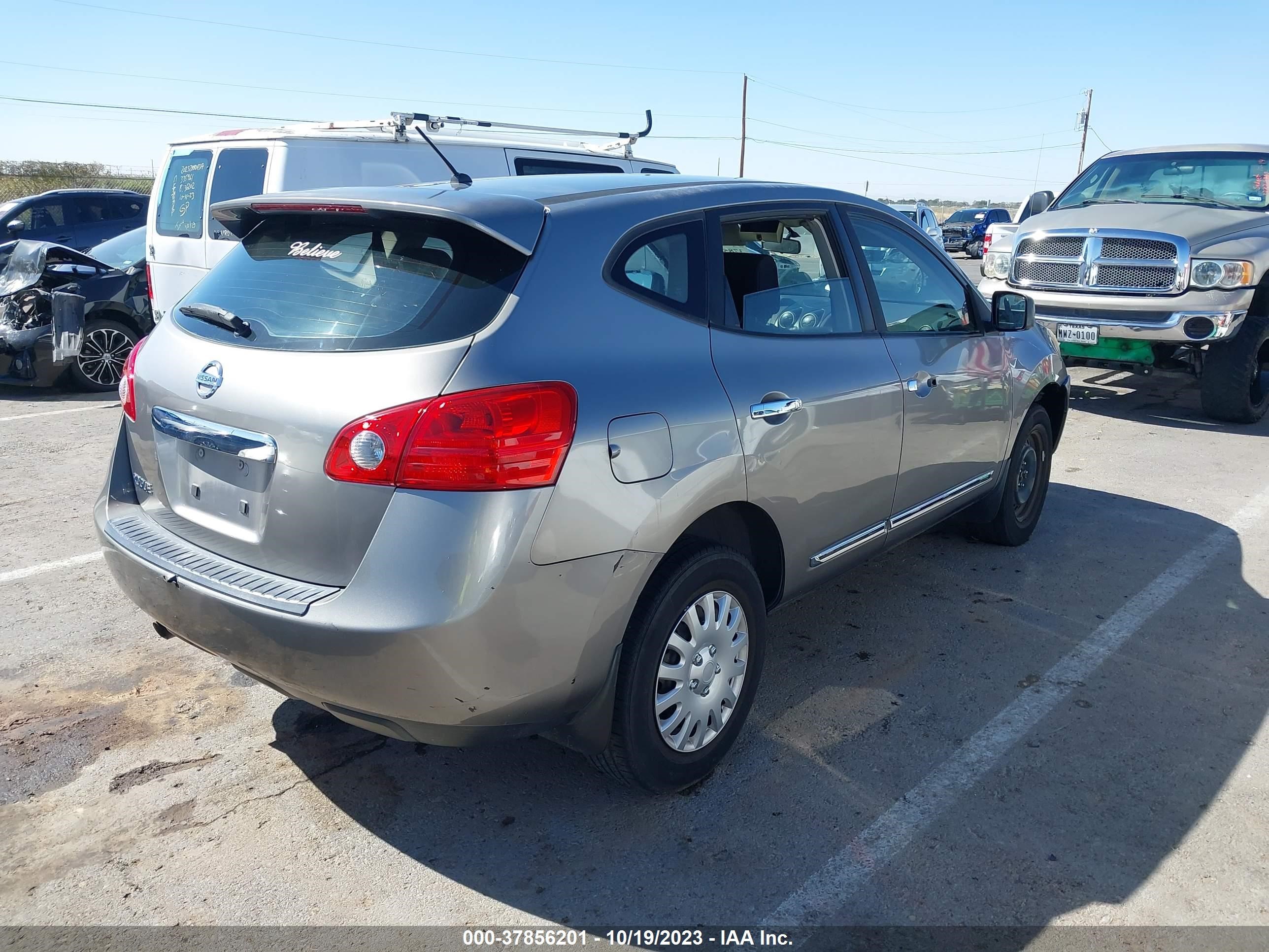 Photo 3 VIN: JN8AS5MT4BW577599 - NISSAN ROGUE 