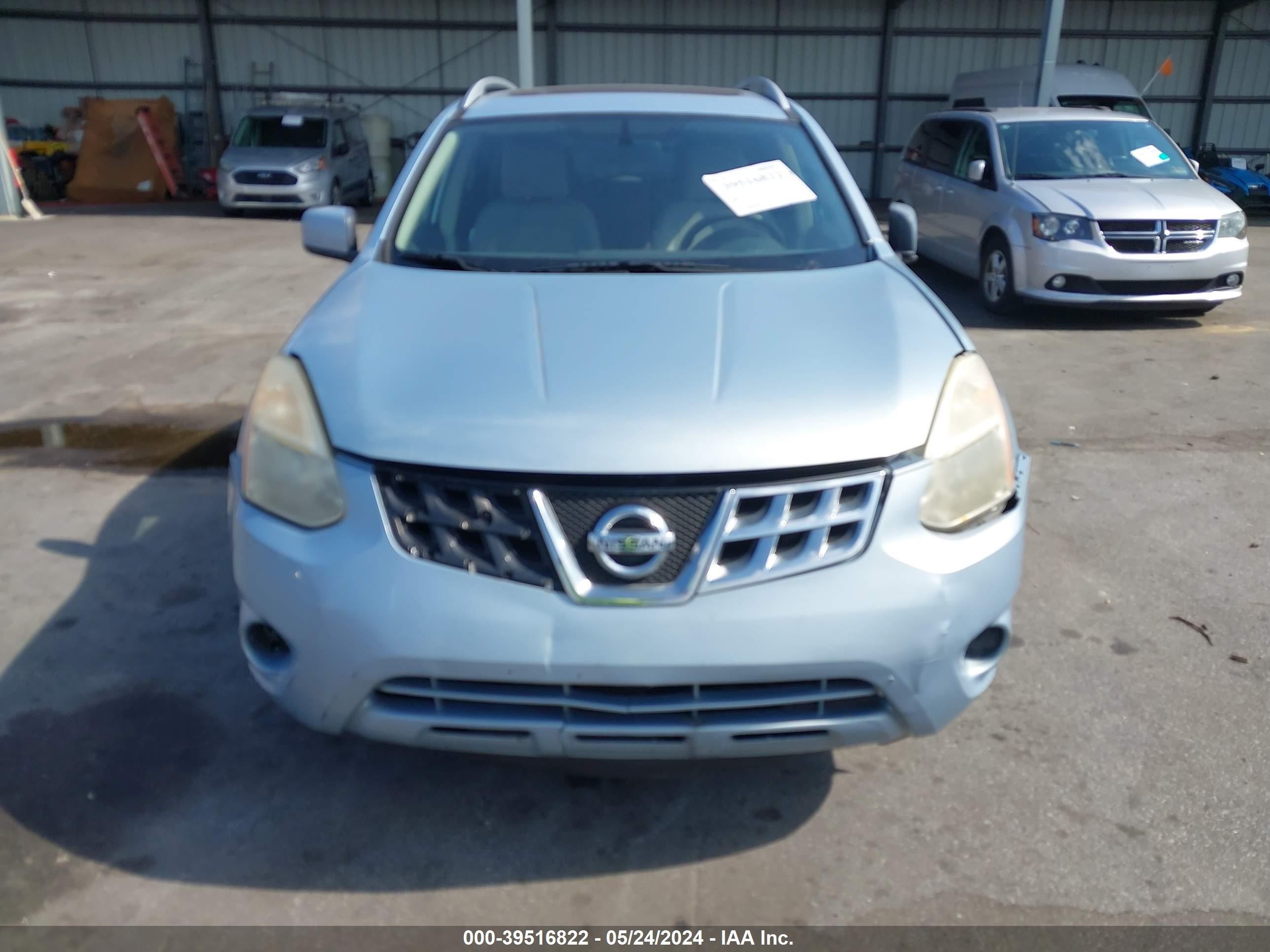 Photo 5 VIN: JN8AS5MT4CW273397 - NISSAN ROGUE 