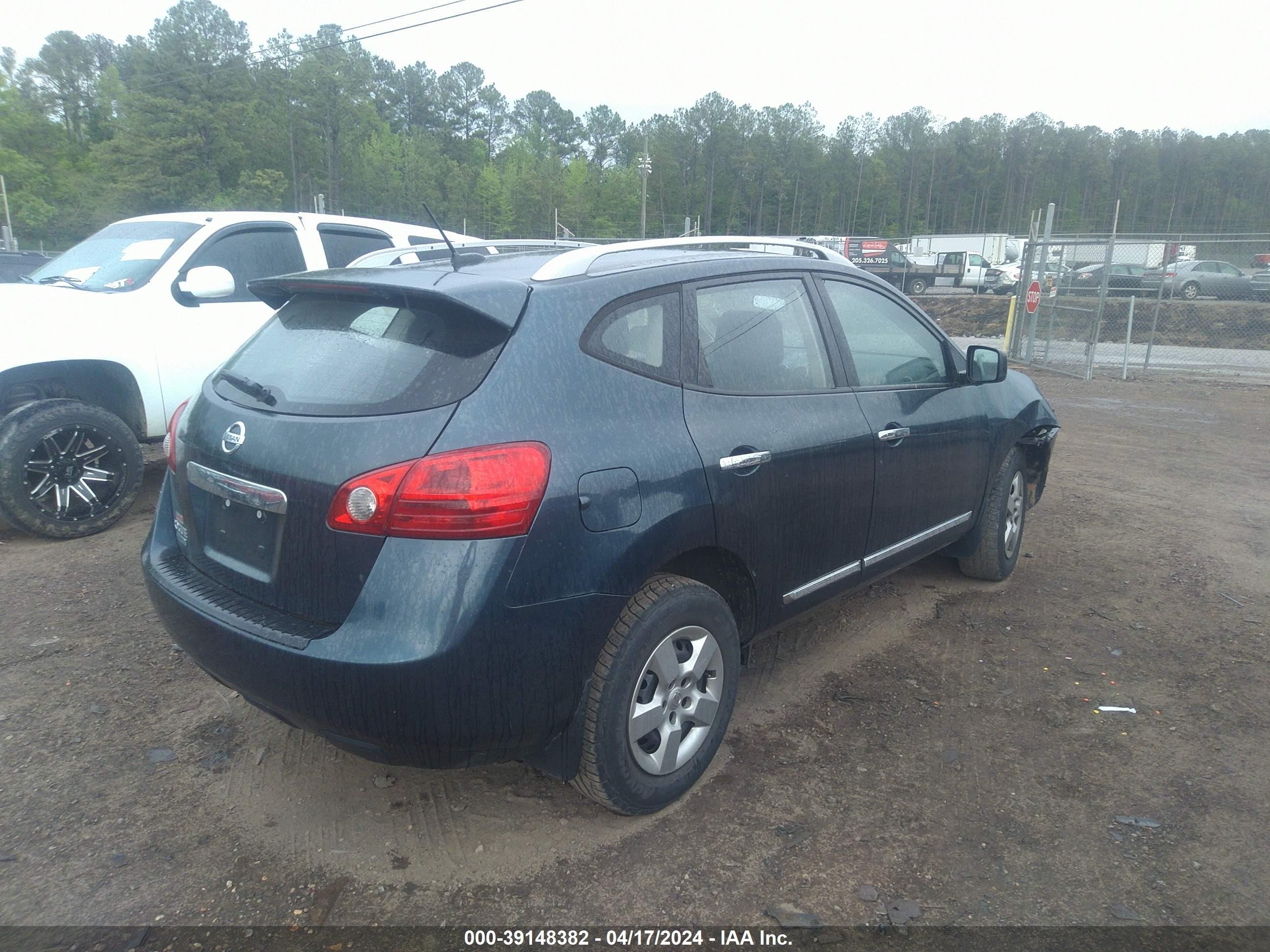 Photo 3 VIN: JN8AS5MT4FW672332 - NISSAN ROGUE 