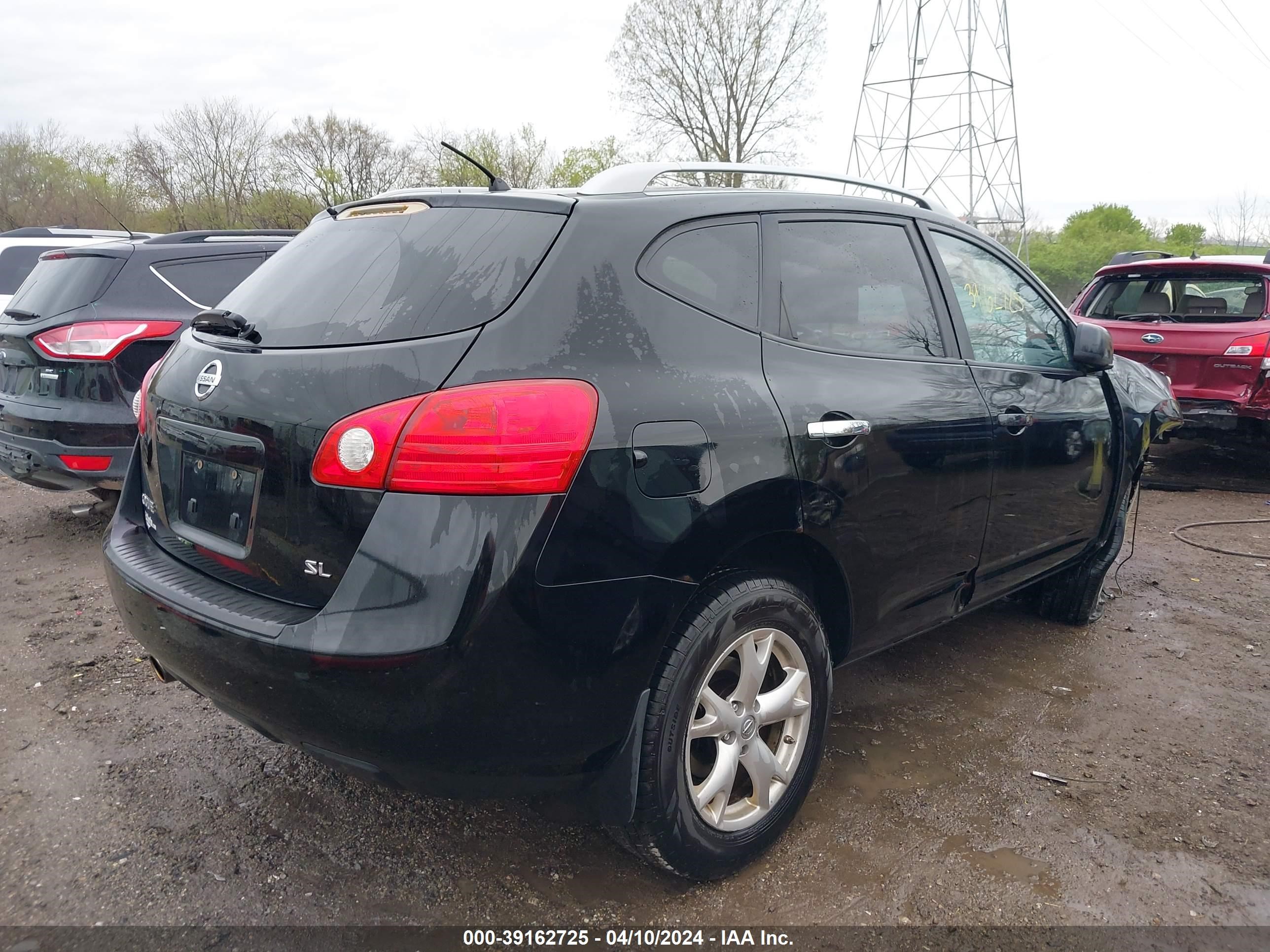 Photo 3 VIN: JN8AS5MT5AW005181 - NISSAN ROGUE 