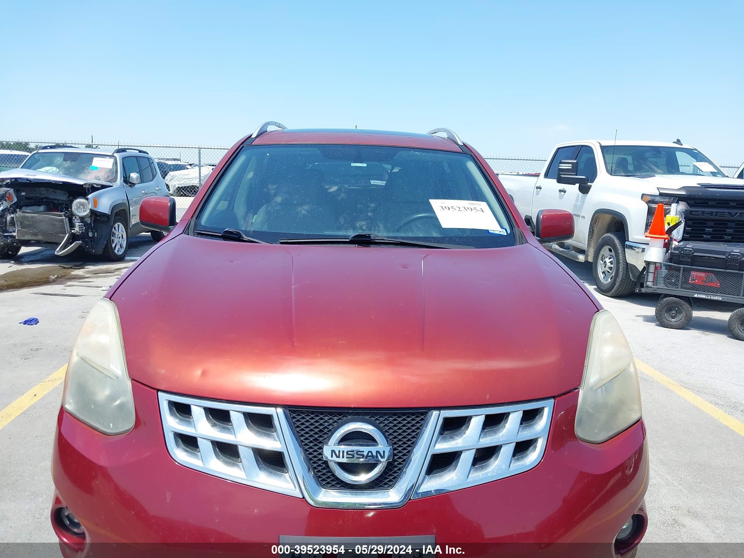 Photo 5 VIN: JN8AS5MT5BW167491 - NISSAN ROGUE 